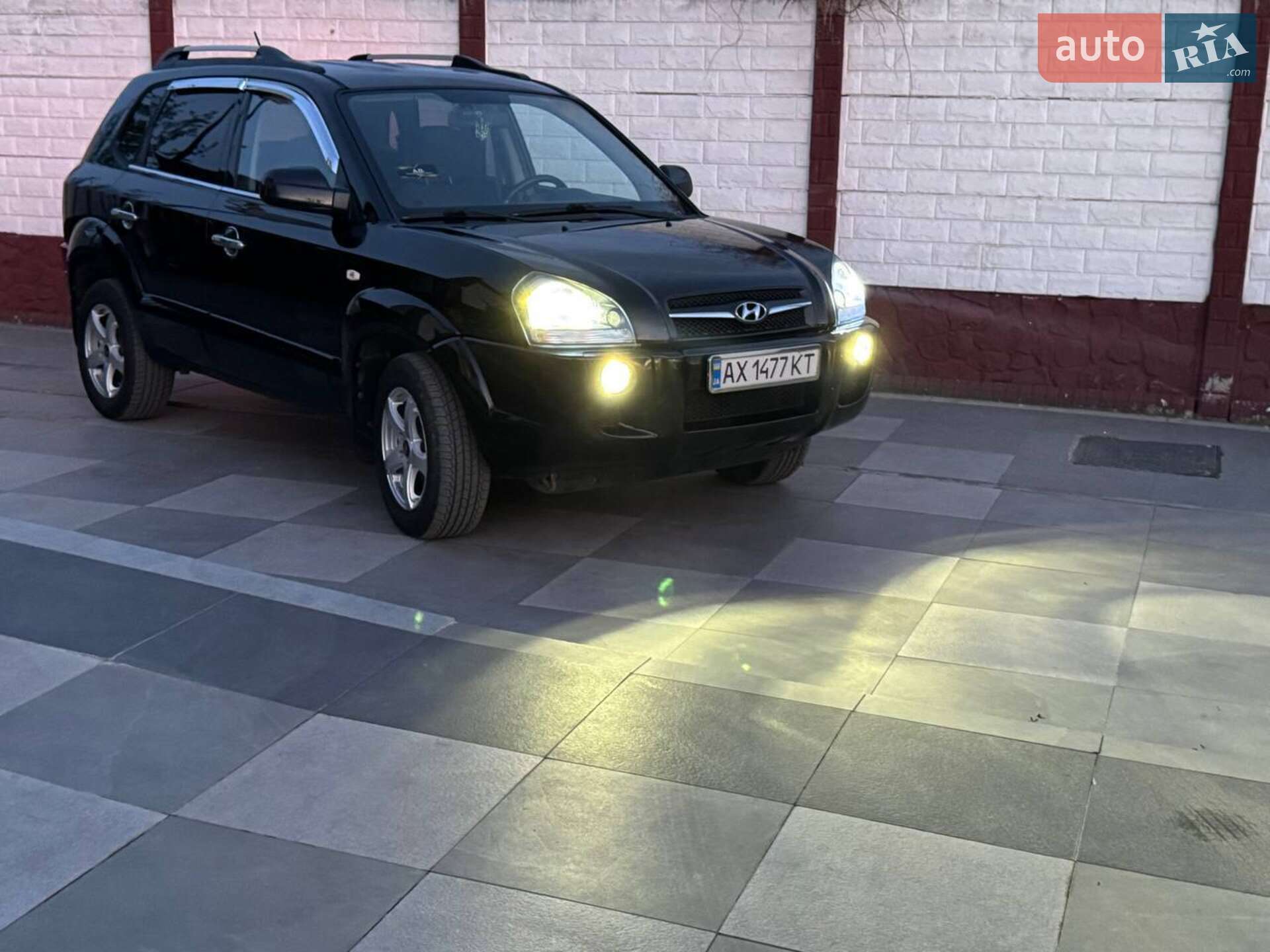Hyundai Tucson 2009 VIN KMHJN81BP9U056499 фото оголошення 17 з 20