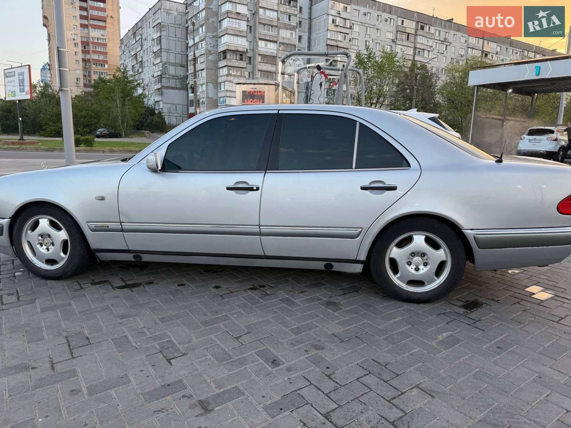Mercedes-Benz E-Class 1996 VIN WDB2100531A197377 фото оголошення 7 з 16