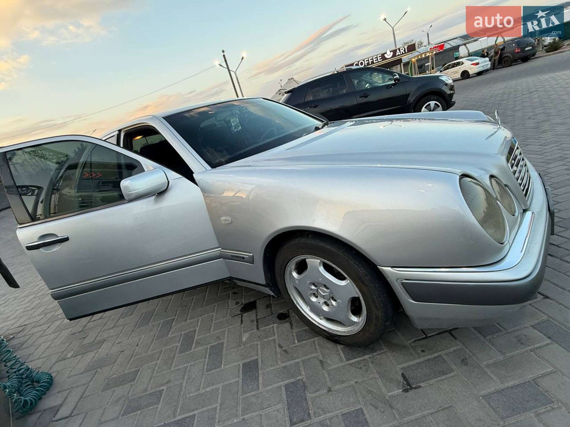 Mercedes-Benz E-Class 1996 VIN WDB2100531A197377 фото оголошення 9 з 16