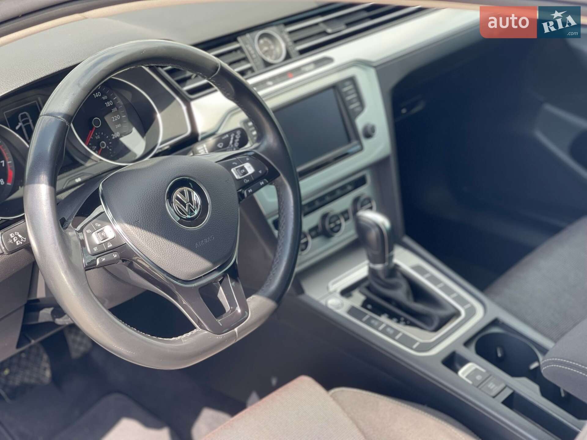 Volkswagen Passat 2016 VIN WVWZZZ3CZFE473760 фото оголошення 31 з 55