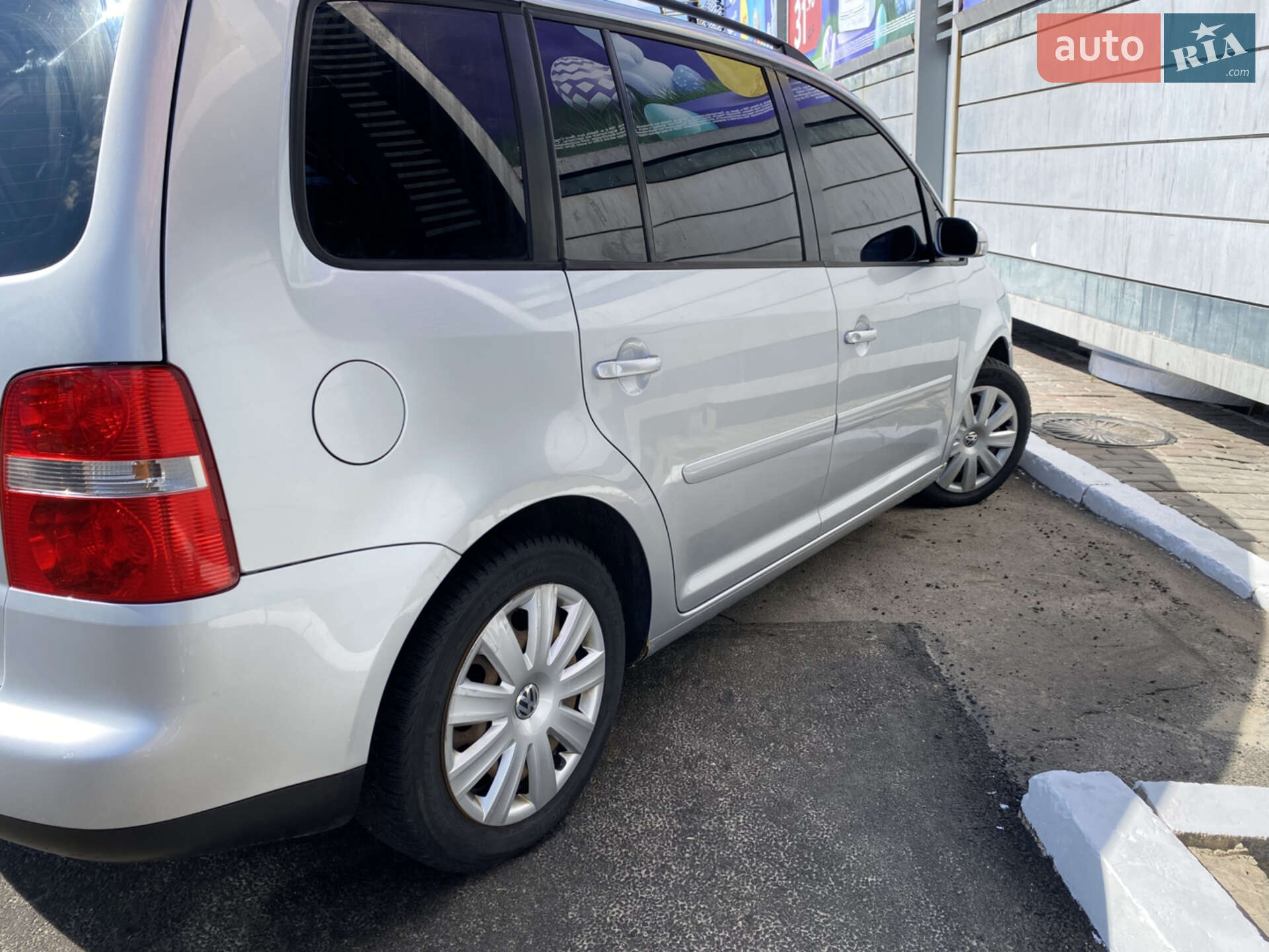 Volkswagen Touran 2004 VIN WVGZZZ1TZ5W056198 фото оголошення 2 з 7