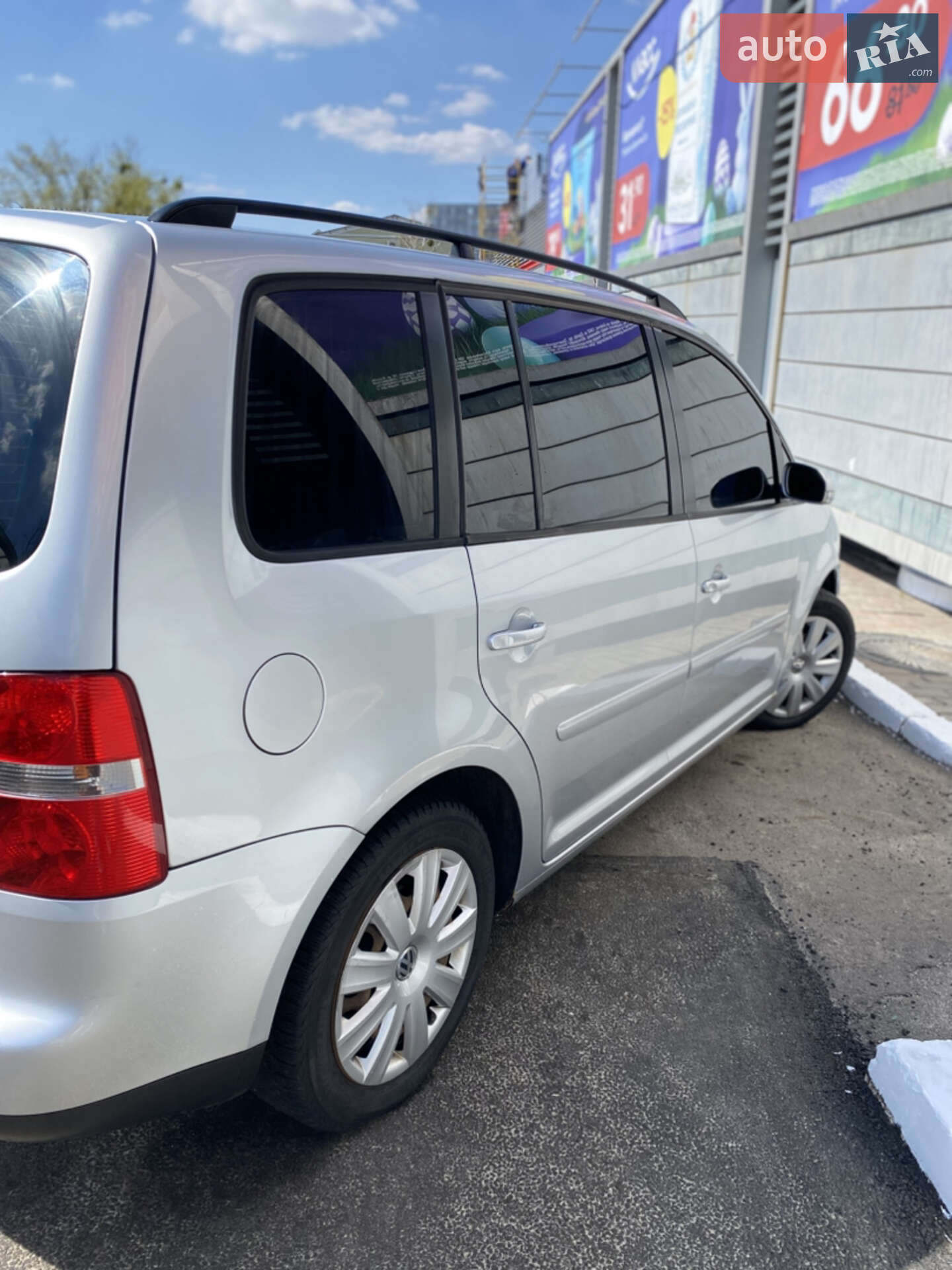 Volkswagen Touran 2004 VIN WVGZZZ1TZ5W056198 фото оголошення 3 з 7