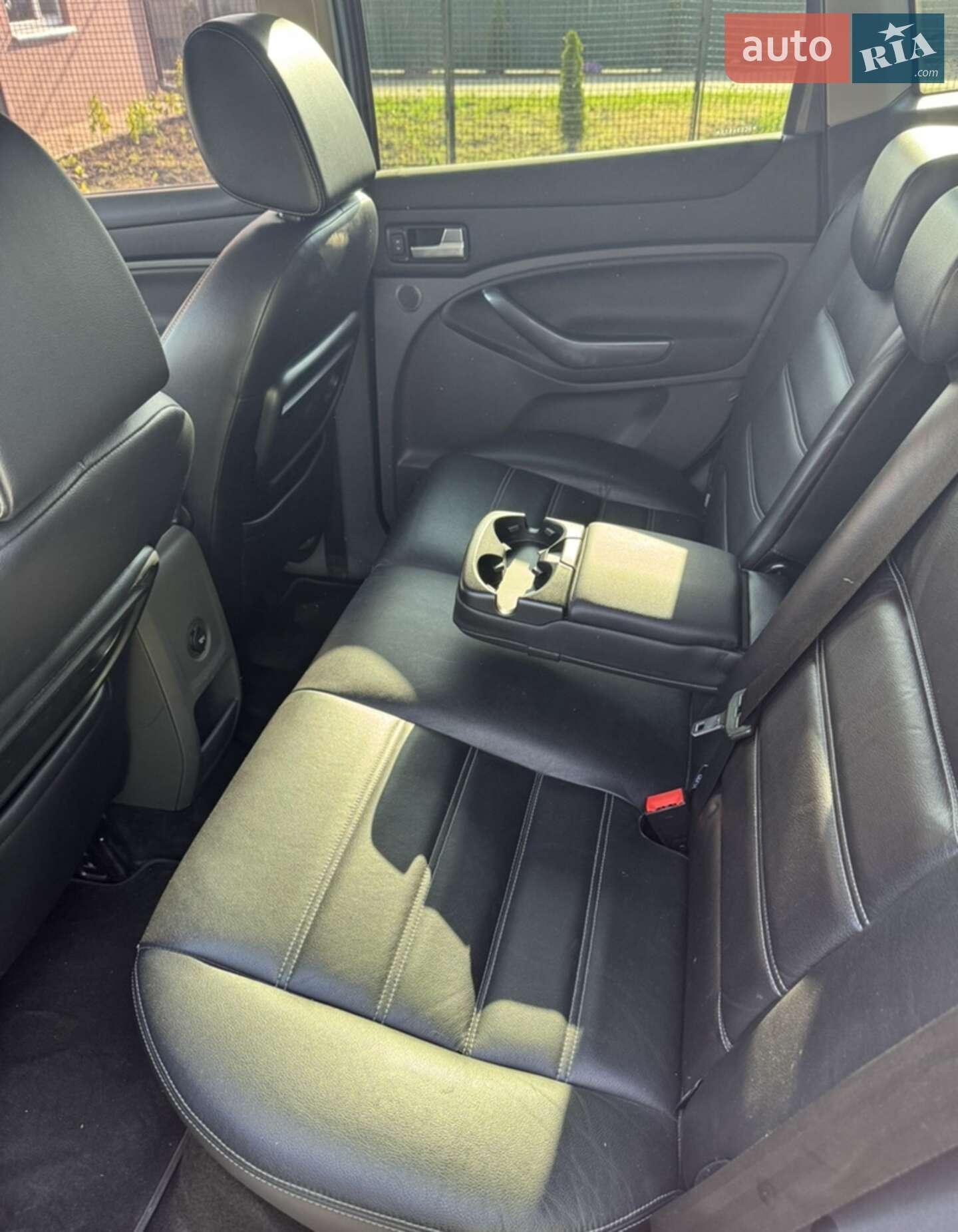 Ford Kuga 2012 VIN WF0RXXGCDRCL36075 фото оголошення 8 з 8