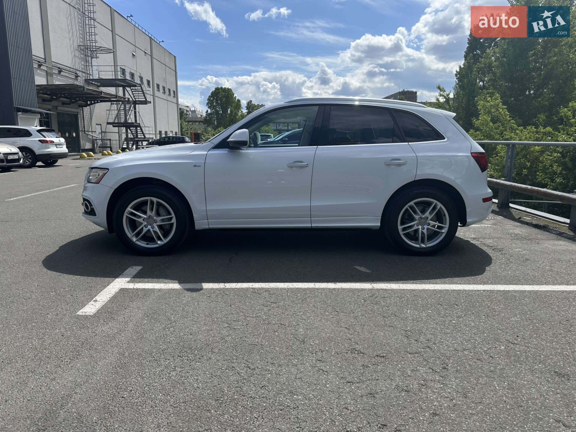 Audi Q5 2016 VIN WA1W7AFP6HA029289 фото оголошення 7 з 39