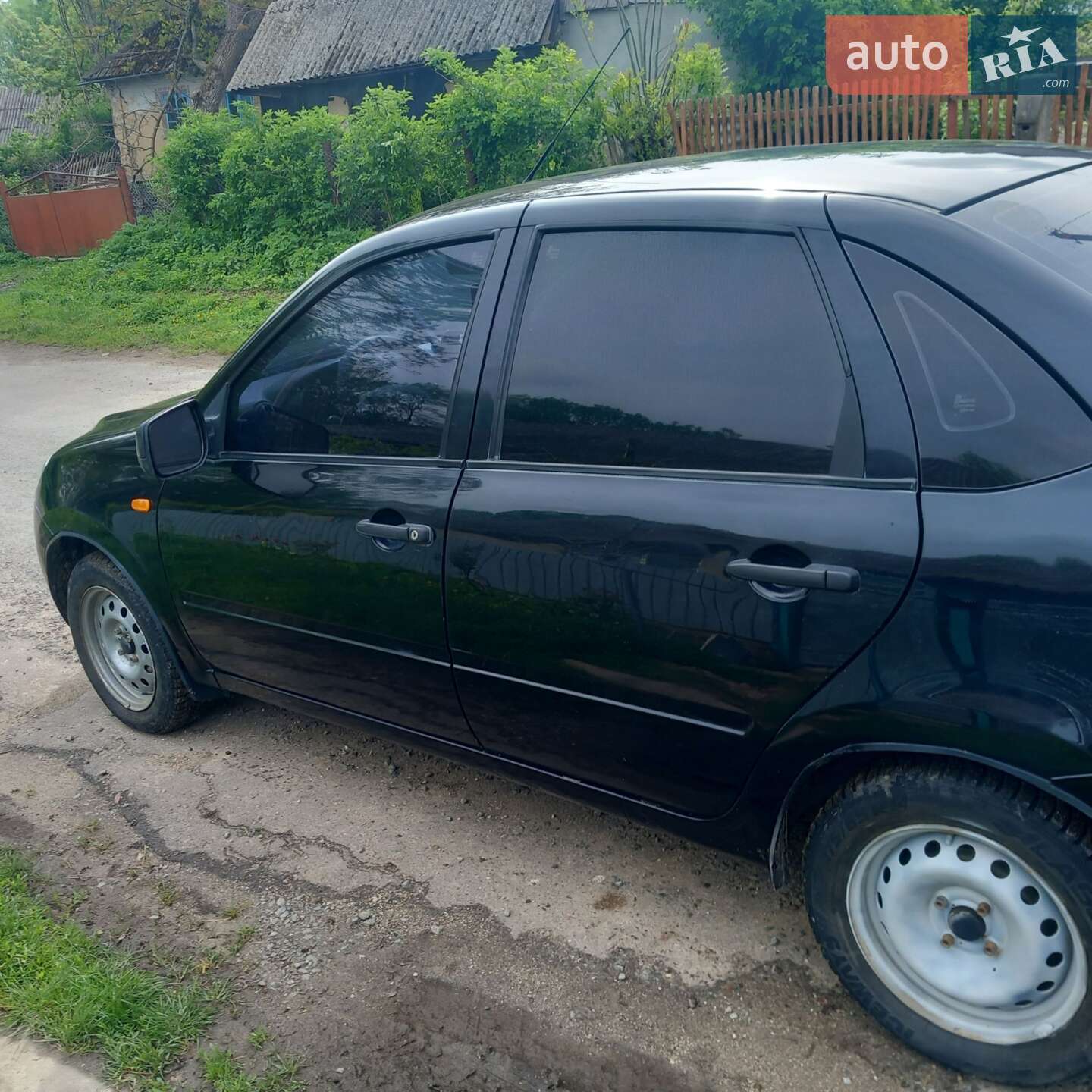 ВАЗ / Lada 2190 Granta 2013 VIN XTA219010D0134821 фото оголошення 4 з 21