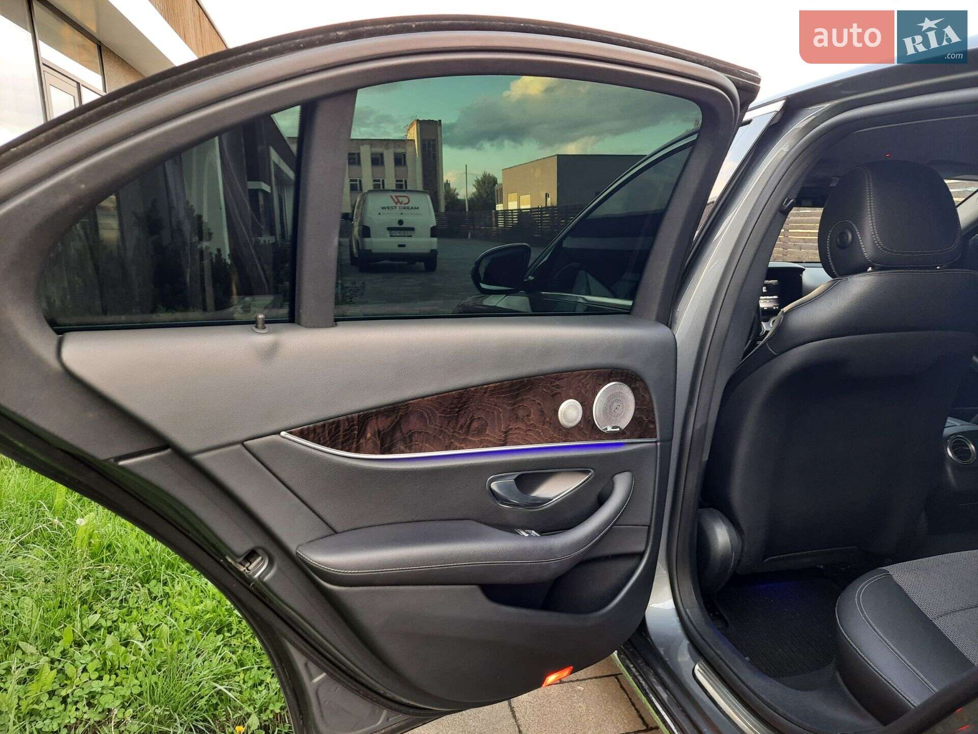 Mercedes-Benz E-Class 2017 VIN WDD2130041A251367 фото оголошення 29 з 41