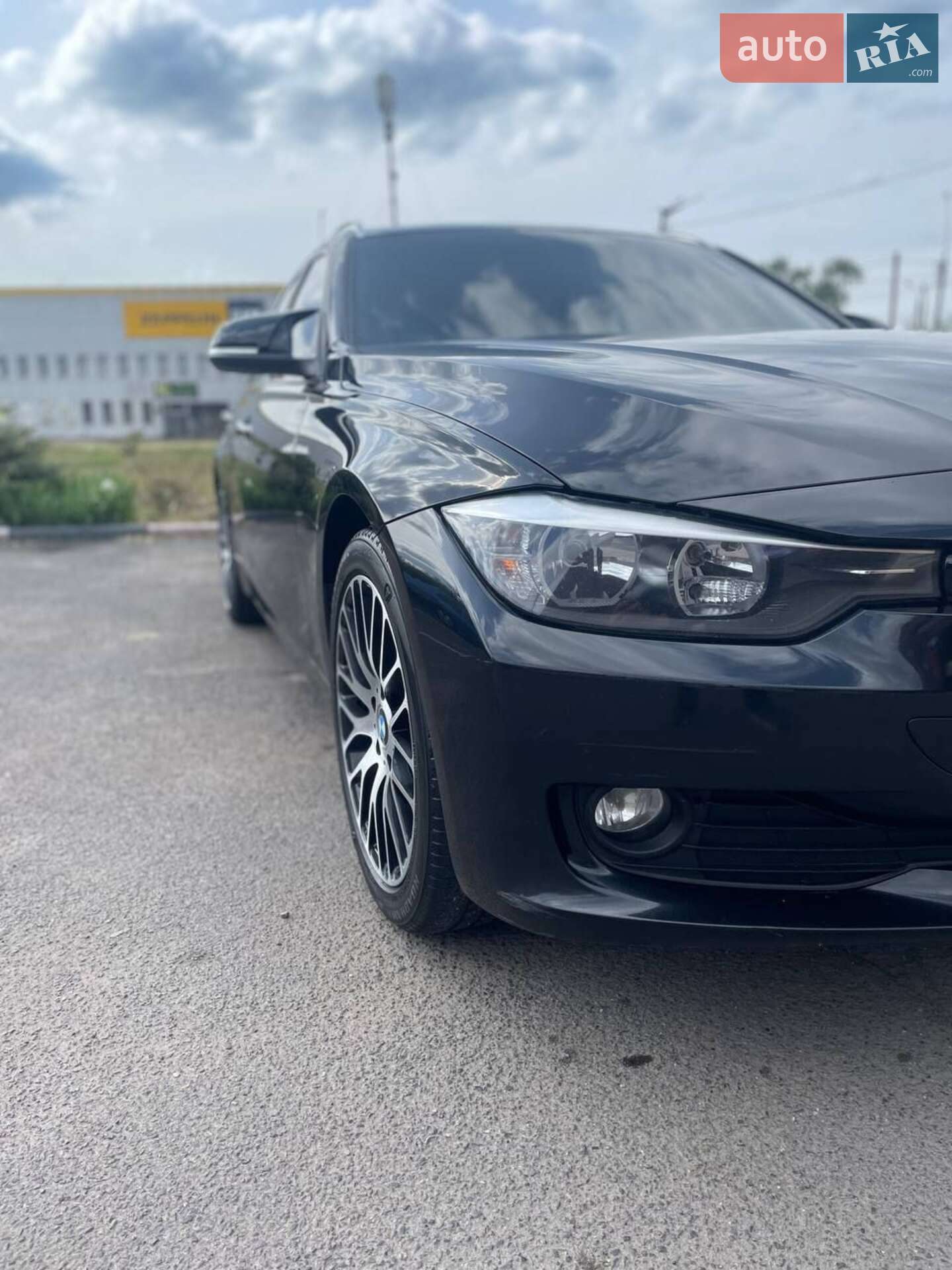 BMW 3 Series 2012 VIN WBA3K11080F818906 фото оголошення 29 з 47
