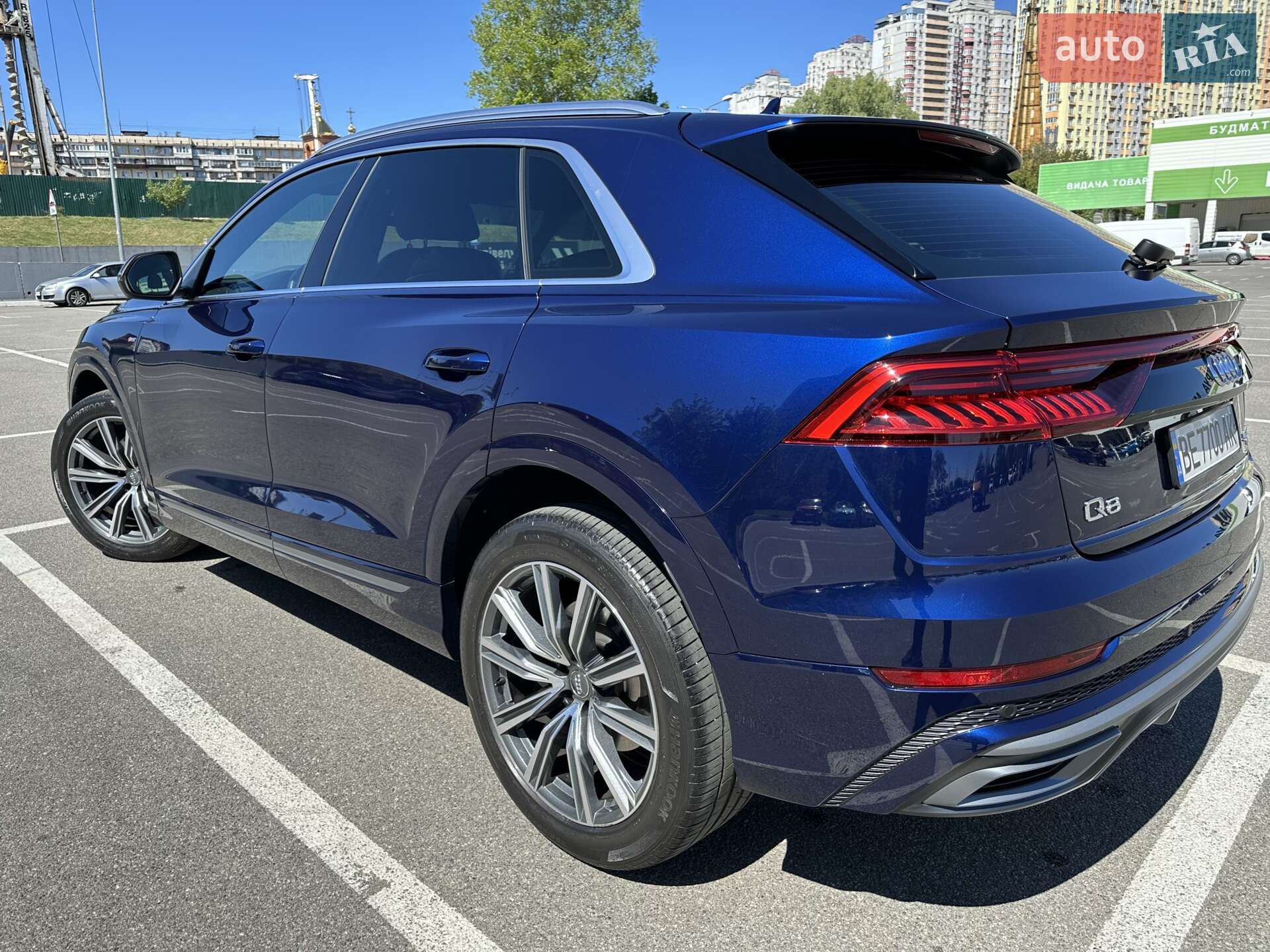 Audi Q8 2018 VIN WAUZZZF16KD005133 фото оголошення 6 з 23