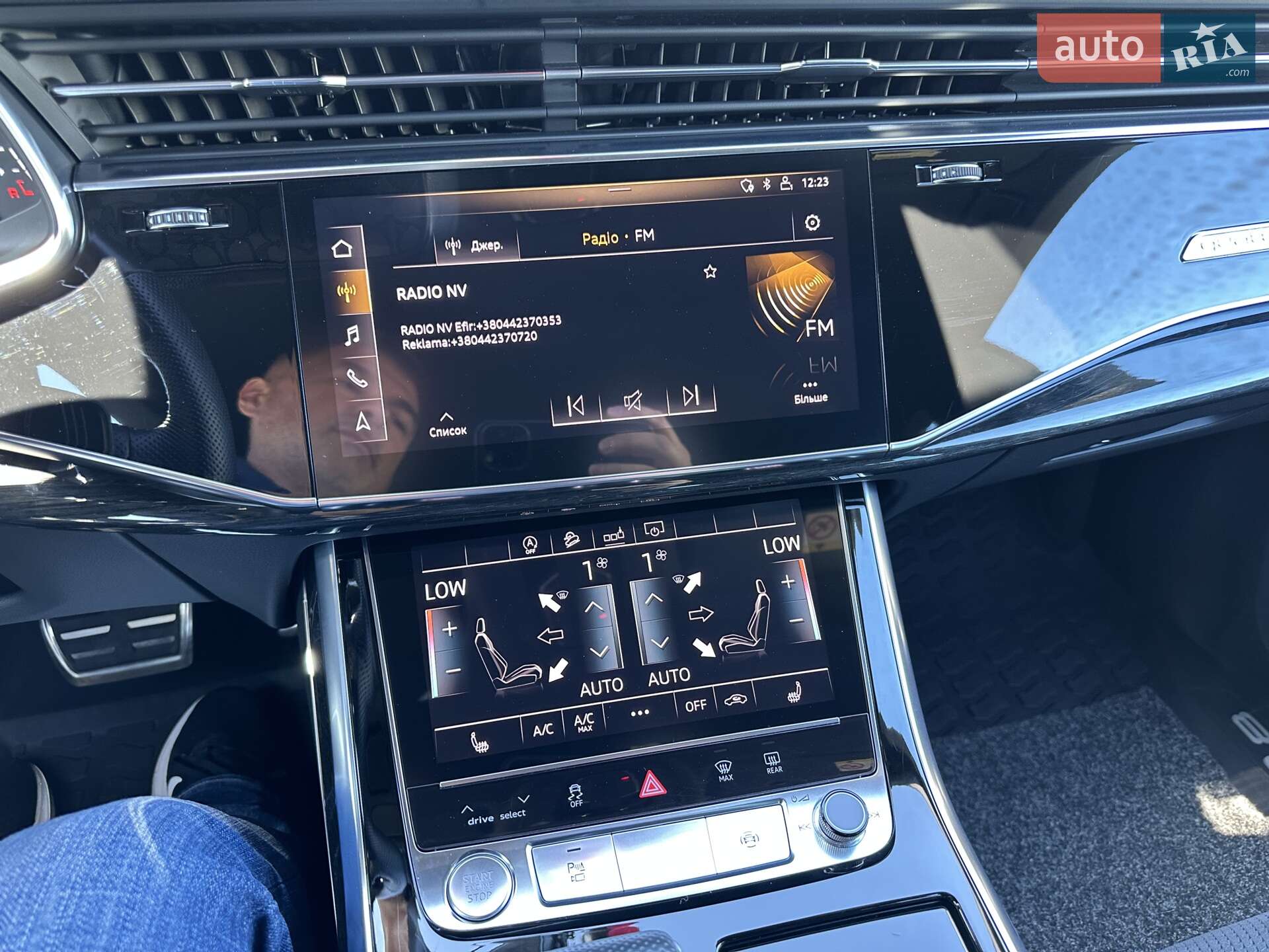 Audi Q8 2018 VIN WAUZZZF16KD005133 фото оголошення 14 з 23