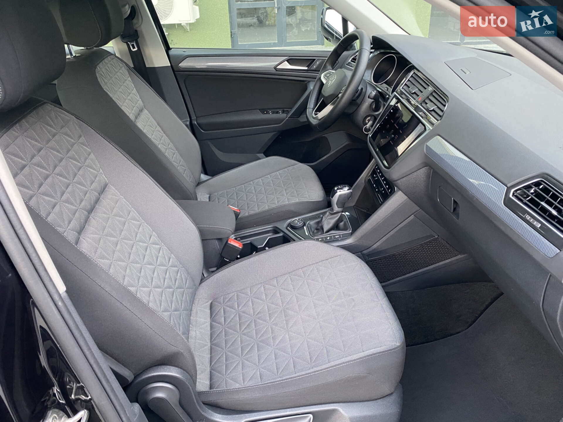 Volkswagen Tiguan 2021 VIN WVGZZZ5NZMW033791 фото оголошення 17 з 37