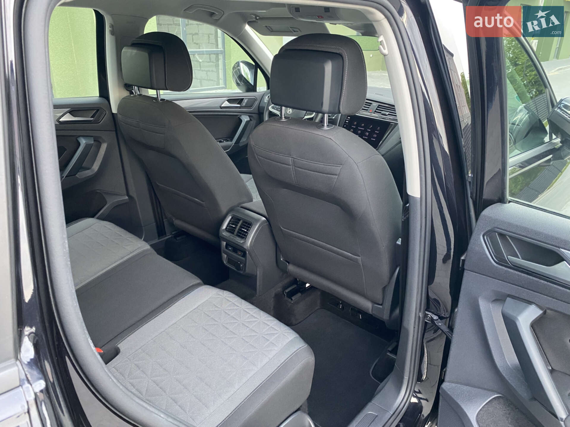 Volkswagen Tiguan 2021 VIN WVGZZZ5NZMW033791 фото оголошення 24 з 37