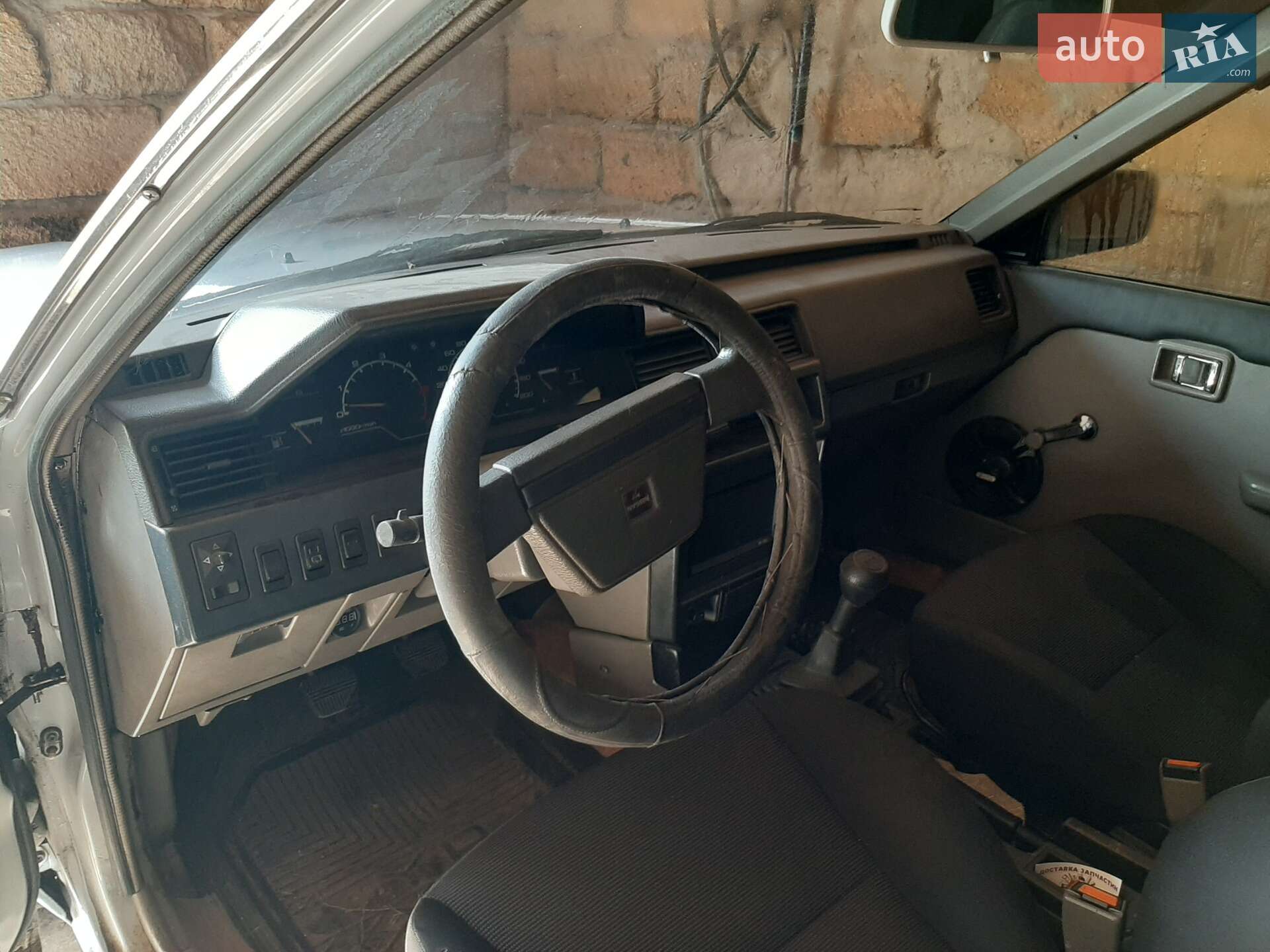 Nissan Bluebird 1987 VIN JN10WEU11U0025070 фото оголошення 9 з 10