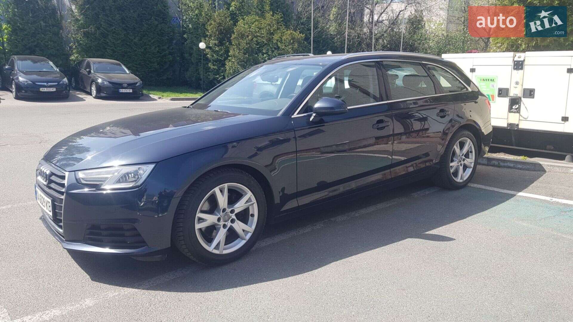 Audi A4 2017 VIN WAUZZZF47HA149231 фото оголошення 4 з 31