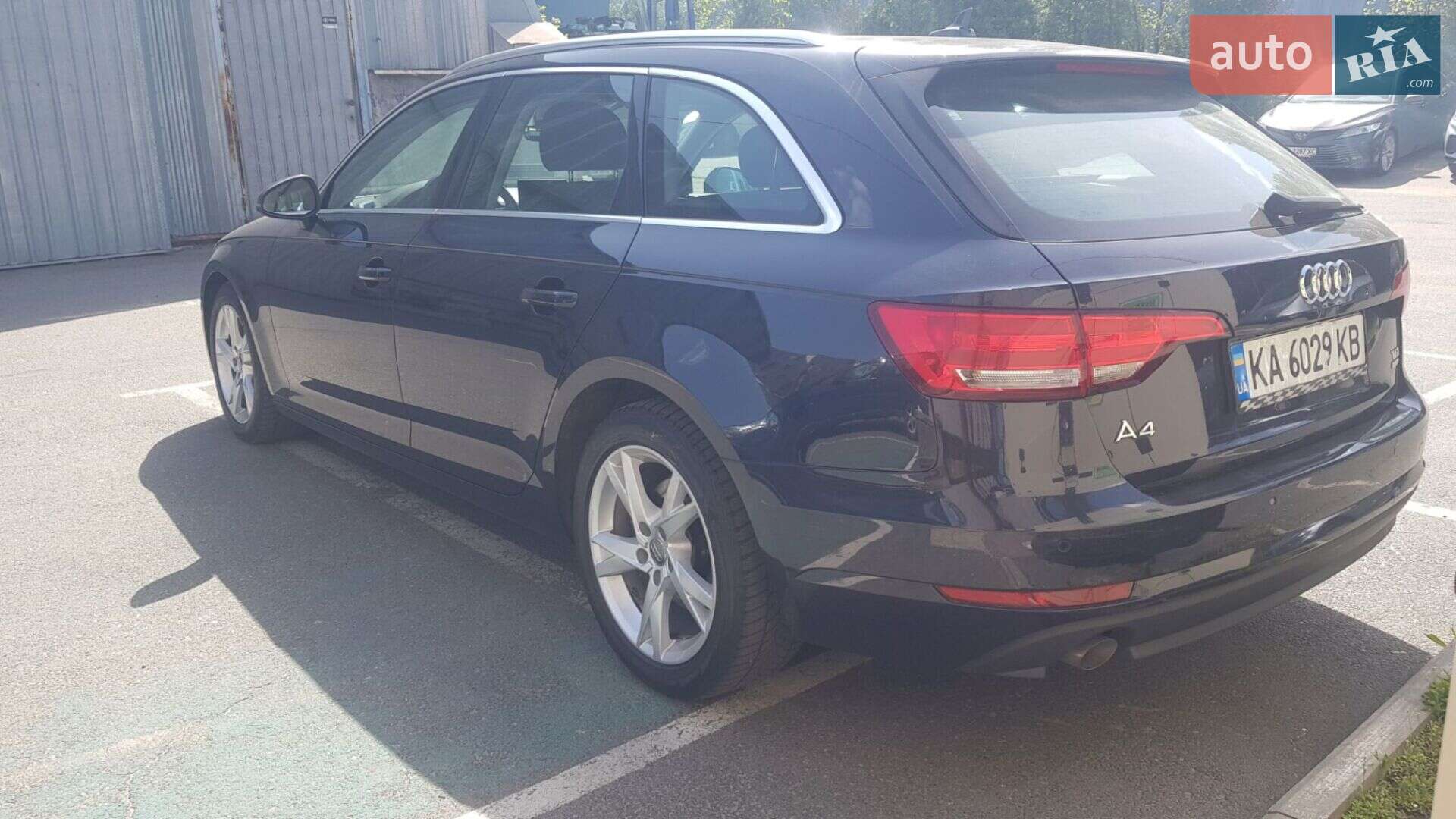Audi A4 2017 VIN WAUZZZF47HA149231 фото оголошення 6 з 31