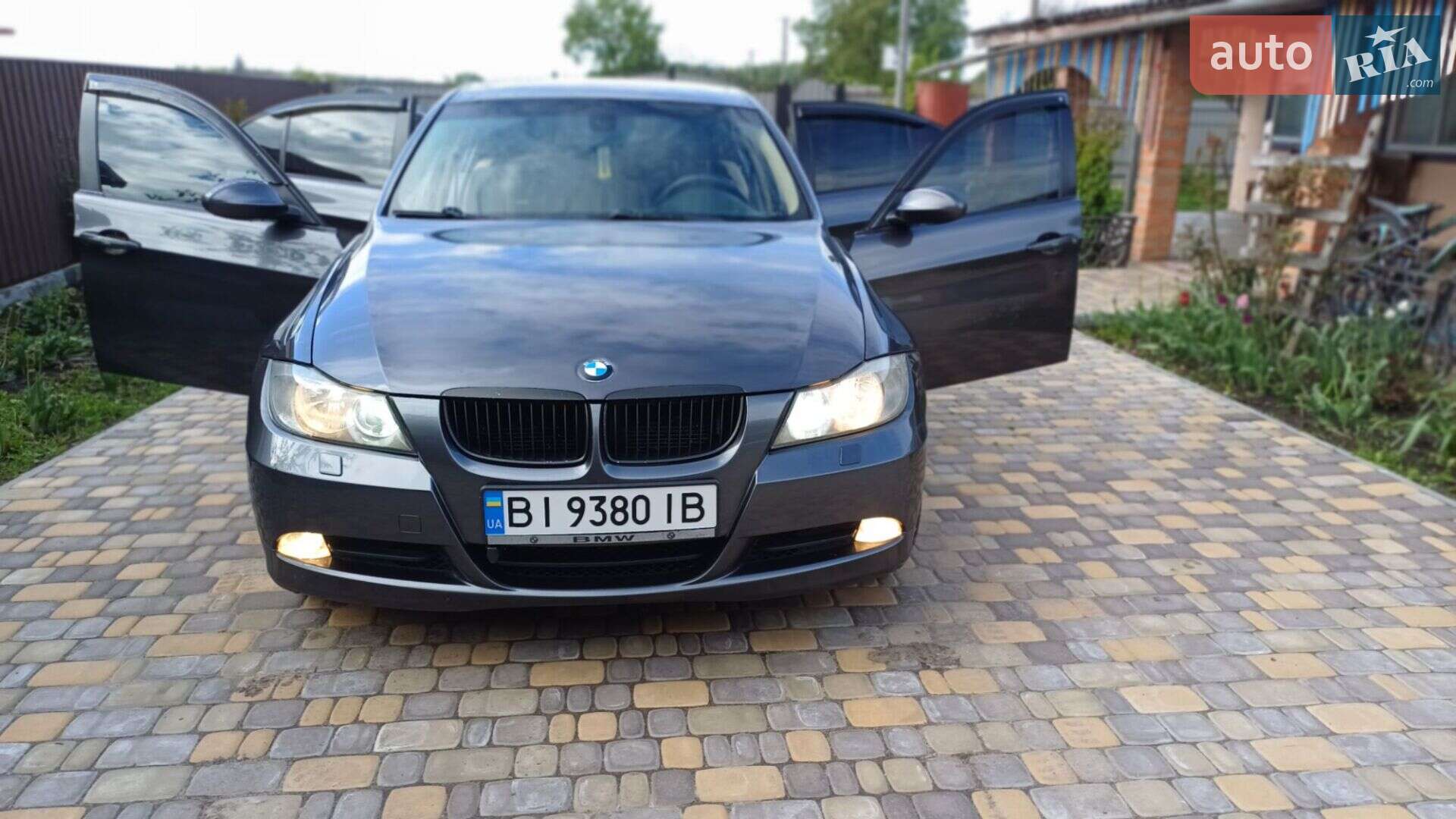 BMW 3 Series 2005 VIN WBAVA710X0KP94551 фото оголошення 5 з 22