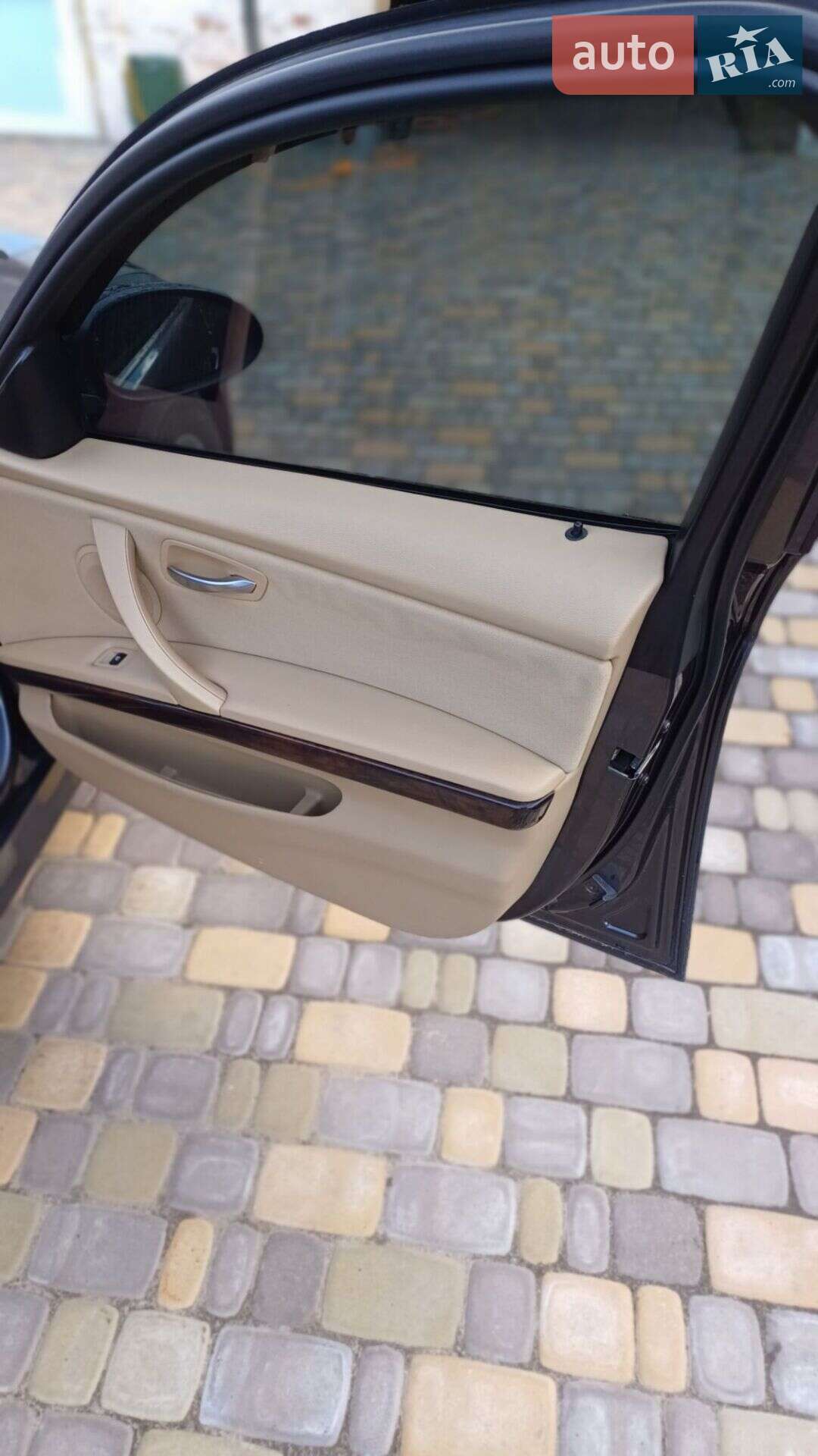 BMW 3 Series 2005 VIN WBAVA710X0KP94551 фото оголошення 9 з 22