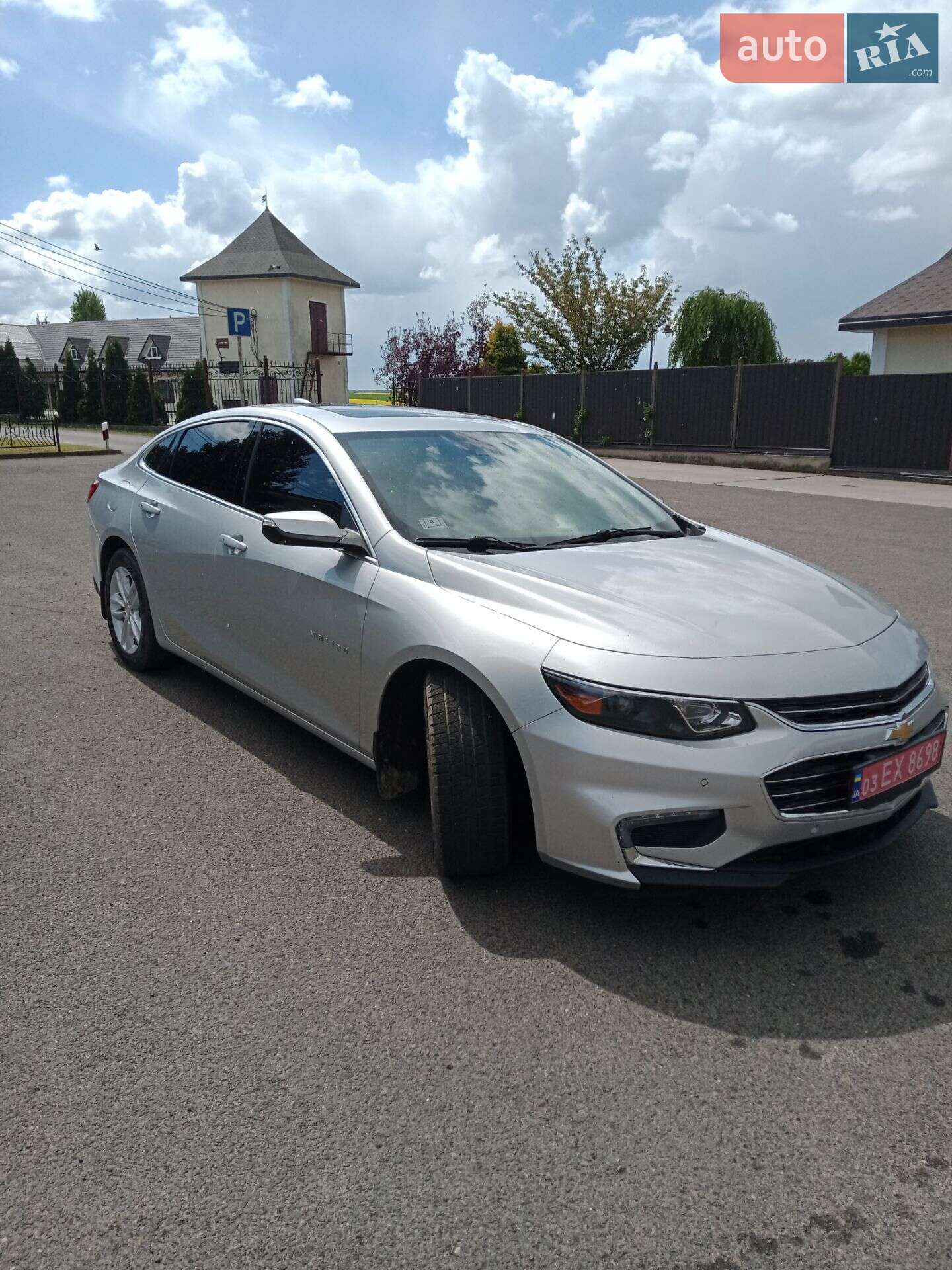 Chevrolet Malibu 2016 VIN 1G1ZJ5SU8HF204872 фото оголошення 10 з 21