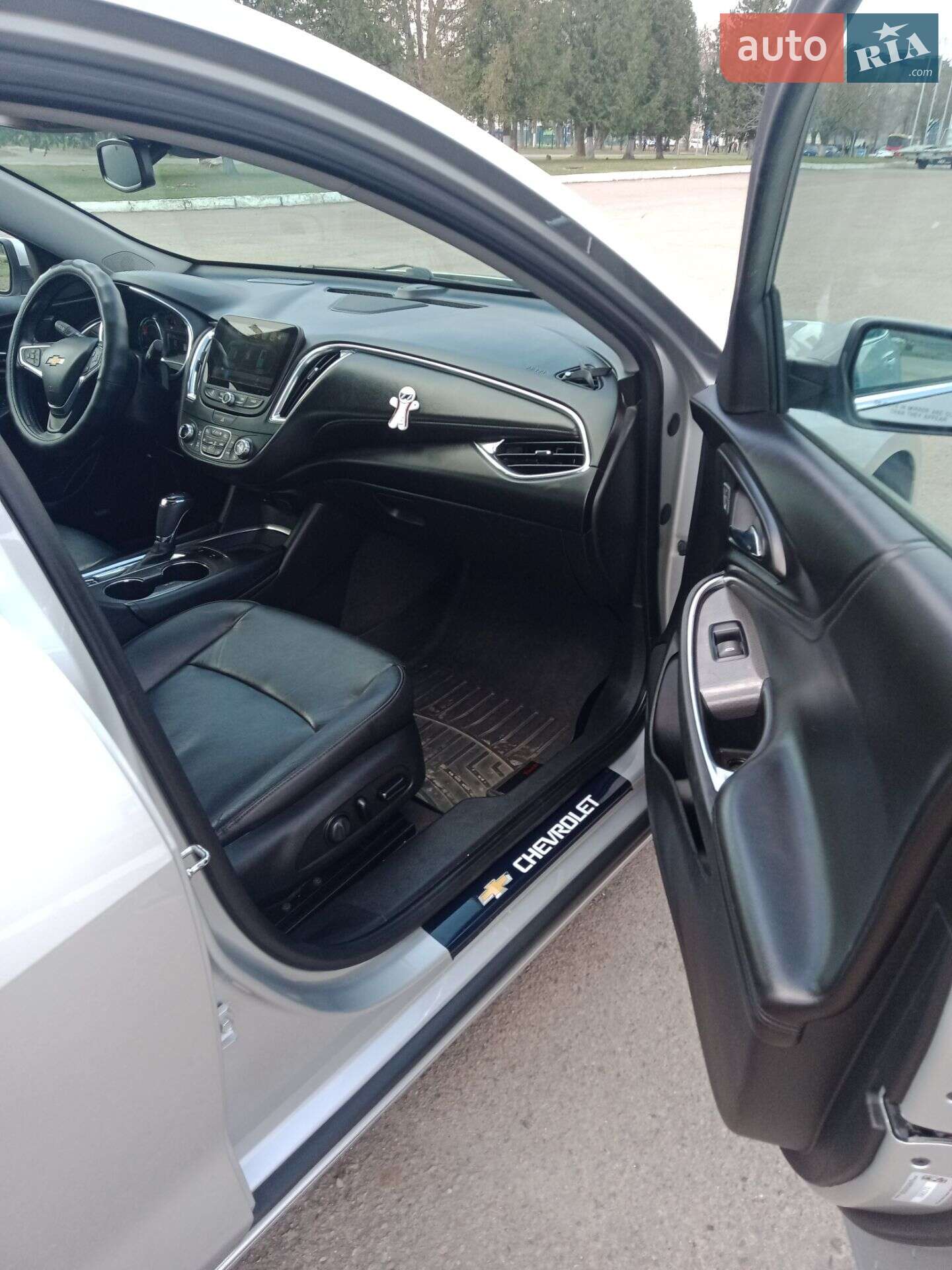 Chevrolet Malibu 2016 VIN 1G1ZJ5SU8HF204872 фото оголошення 15 з 21