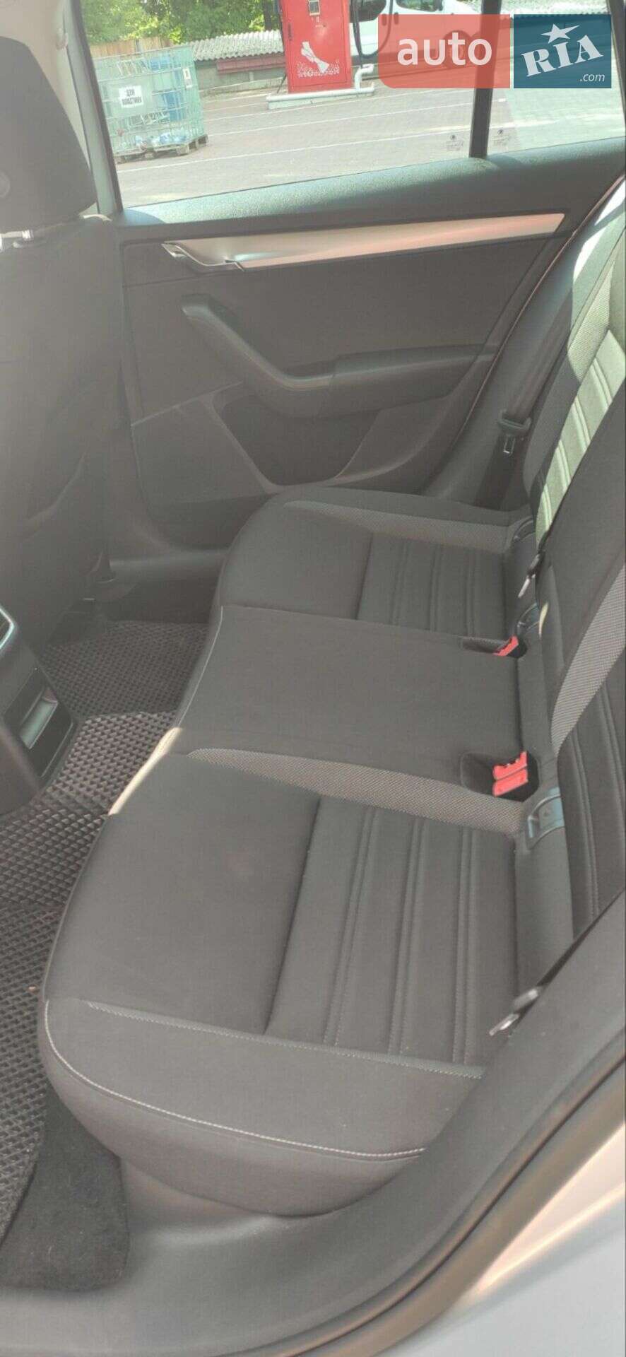 Skoda Octavia 2017 VIN TMBJG7NE9J0192016 фото оголошення 11 з 27