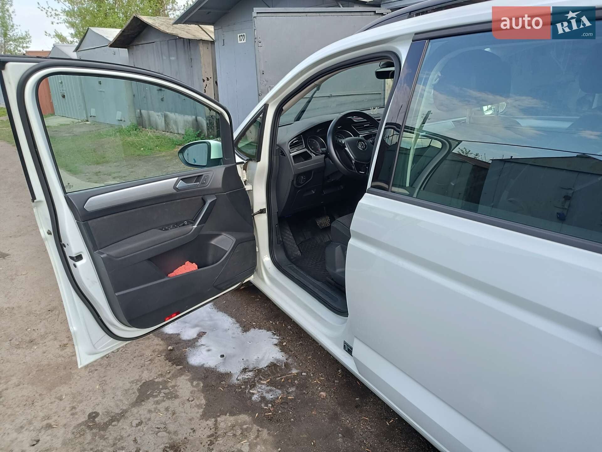 Volkswagen Touran 2017 VIN WVGZZZ1TZJW024324 фото оголошення 22 з 41
