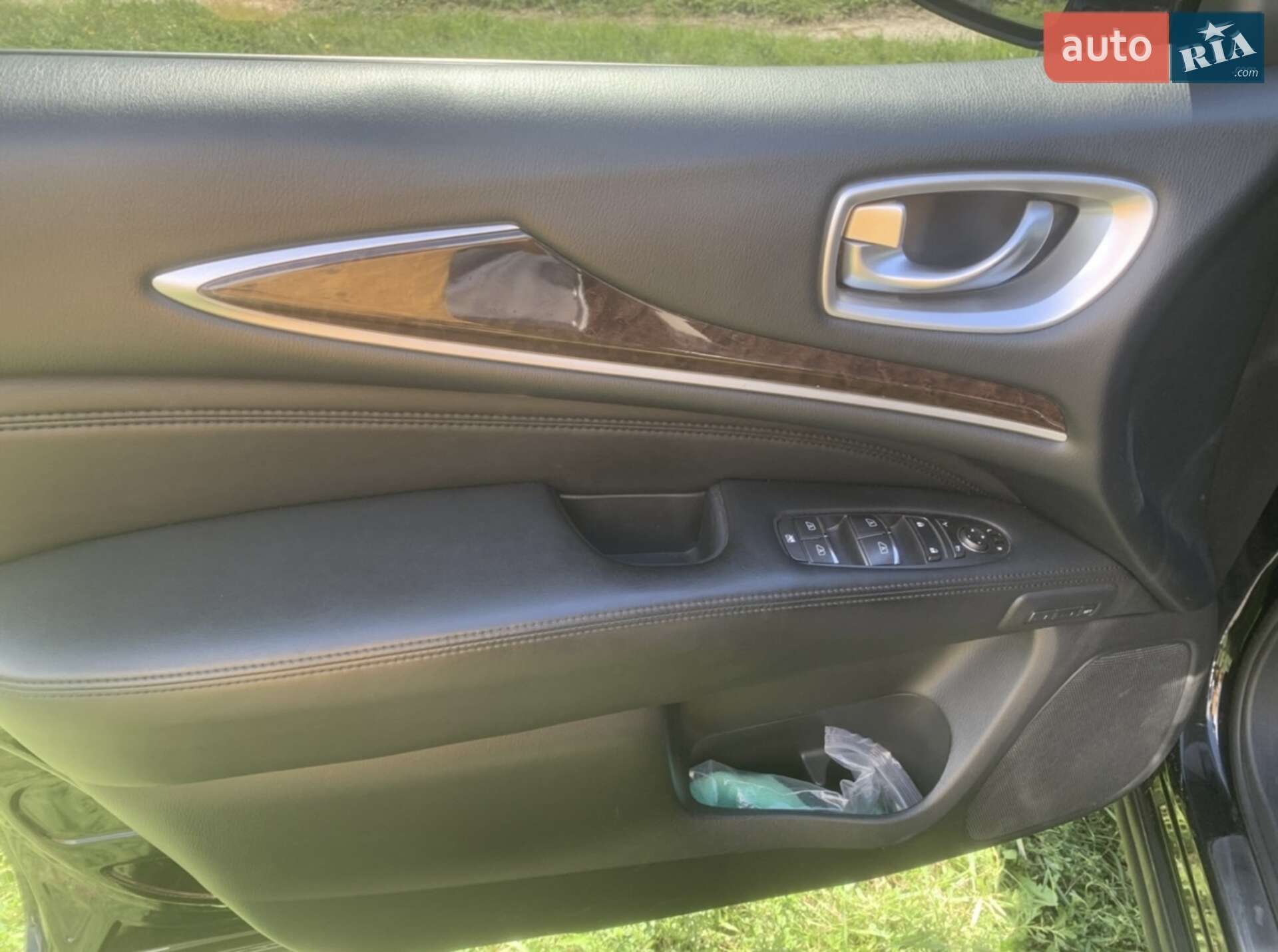 Infiniti JX35 2013 VIN 5N1AL0MM7DC338052 фото оголошення 13 з 40