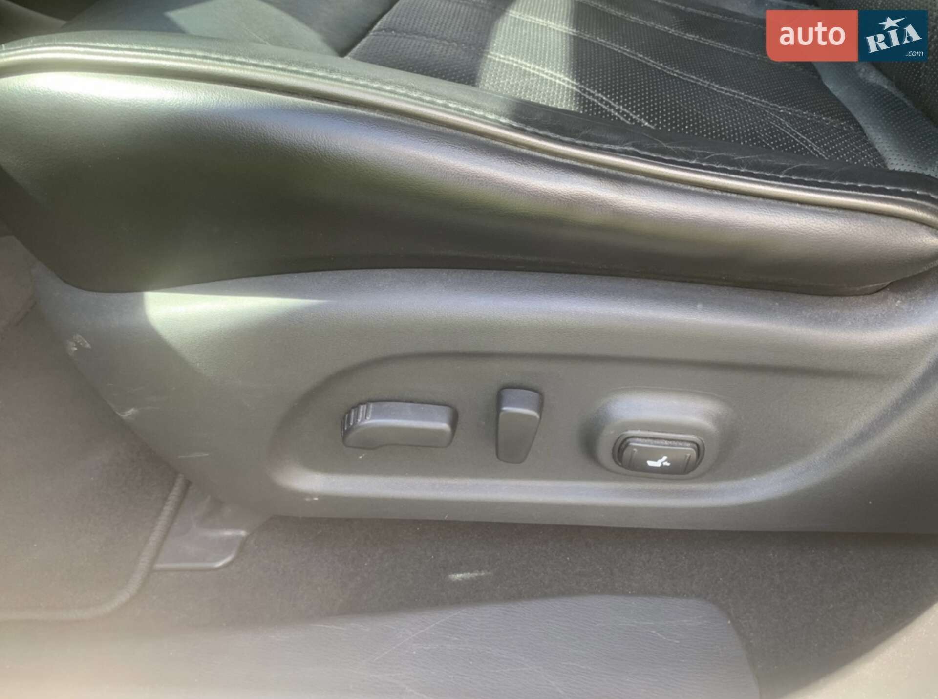 Infiniti JX35 2013 VIN 5N1AL0MM7DC338052 фото оголошення 34 з 40