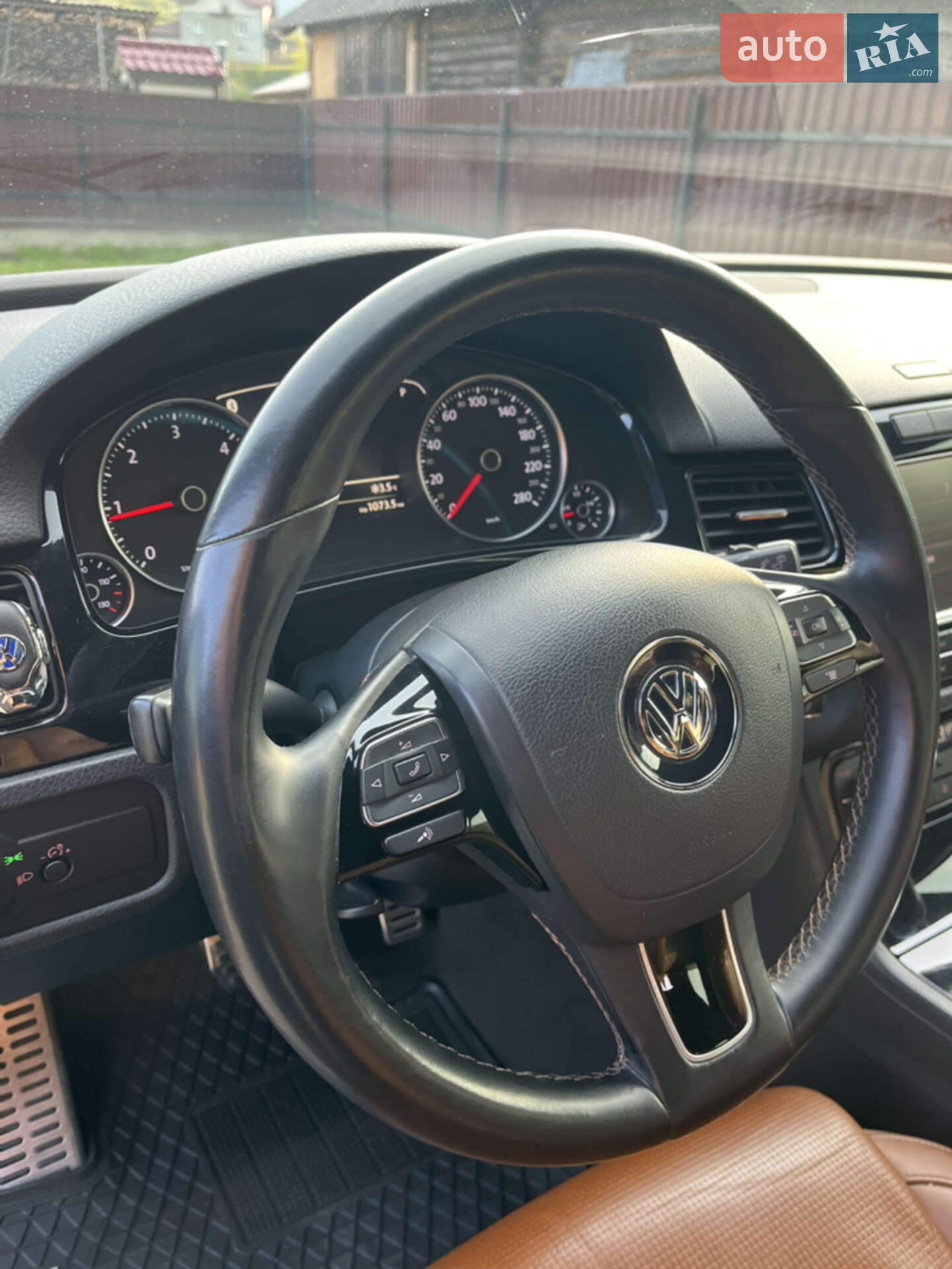 Volkswagen Touareg 2014 VIN WVGZZZ7PZED033395 фото оголошення 2 з 32