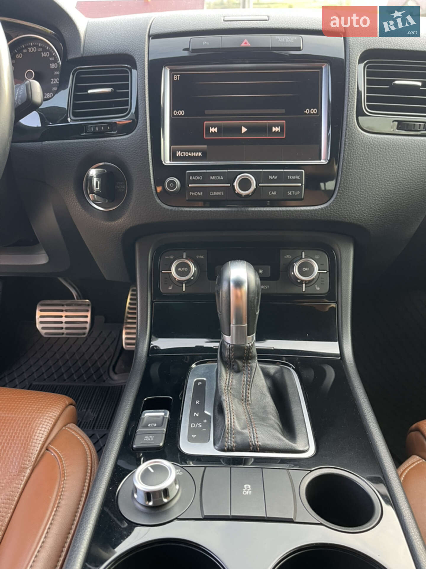 Volkswagen Touareg 2014 VIN WVGZZZ7PZED033395 фото оголошення 5 з 32
