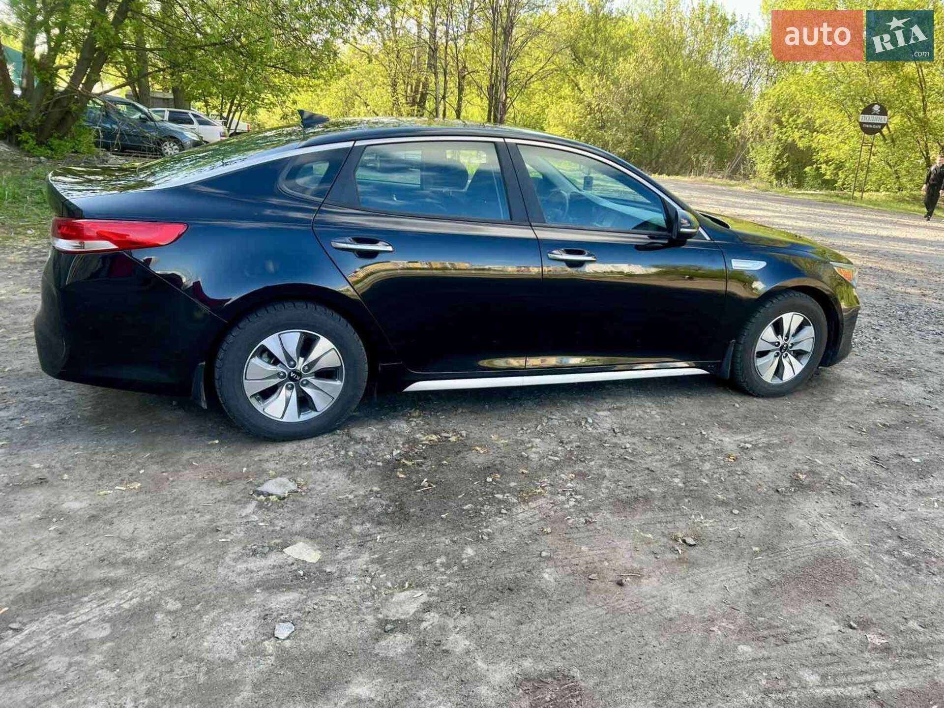 Kia Optima 2017 VIN KNAGT4LE9H5011563 фото оголошення 2 з 15
