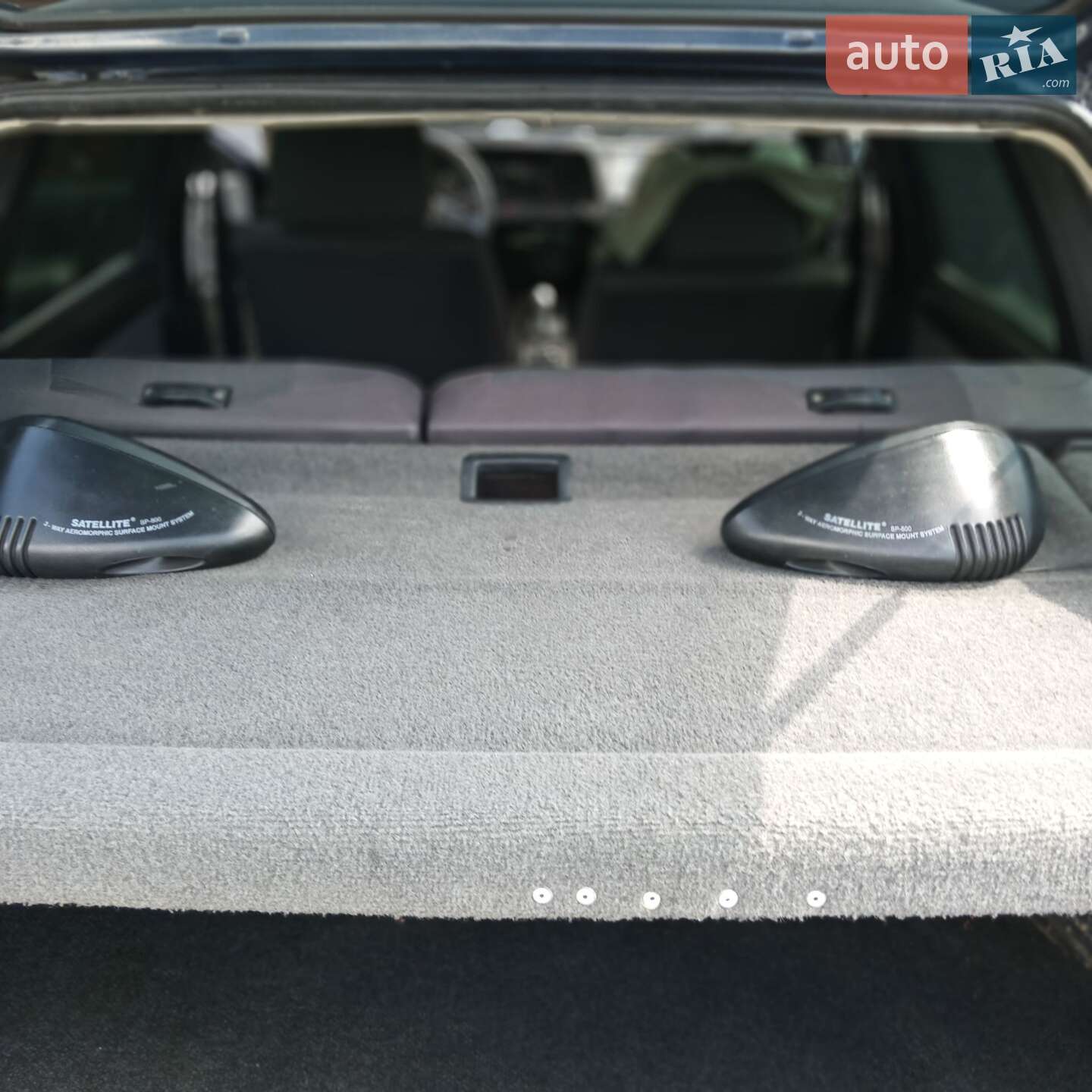 Volkswagen Passat 1987 VIN WVWZZZ32ZHE127323 фото оголошення 16 з 42