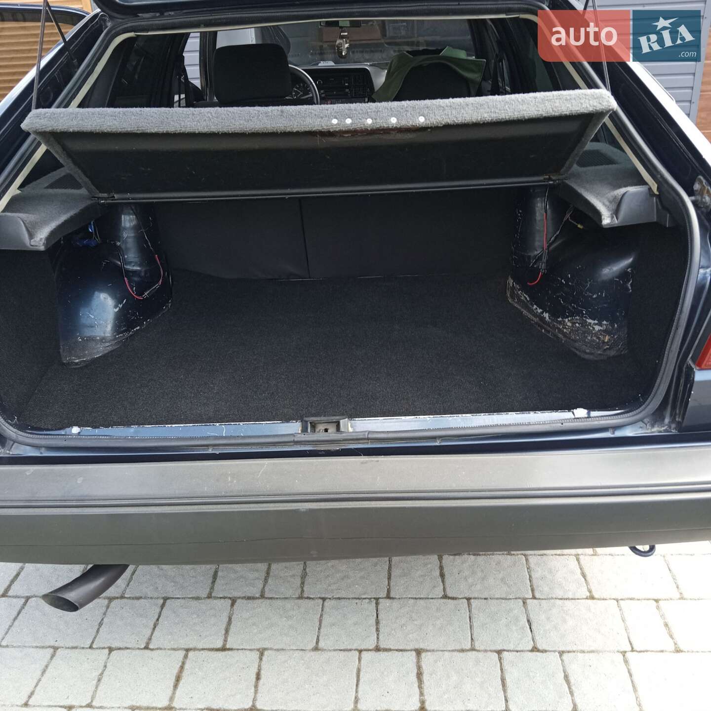 Volkswagen Passat 1987 VIN WVWZZZ32ZHE127323 фото оголошення 19 з 42