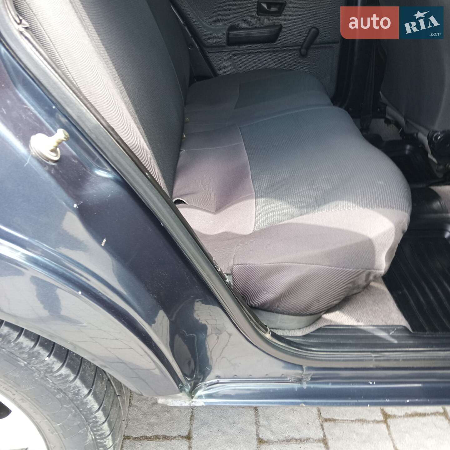 Volkswagen Passat 1987 VIN WVWZZZ32ZHE127323 фото оголошення 31 з 42