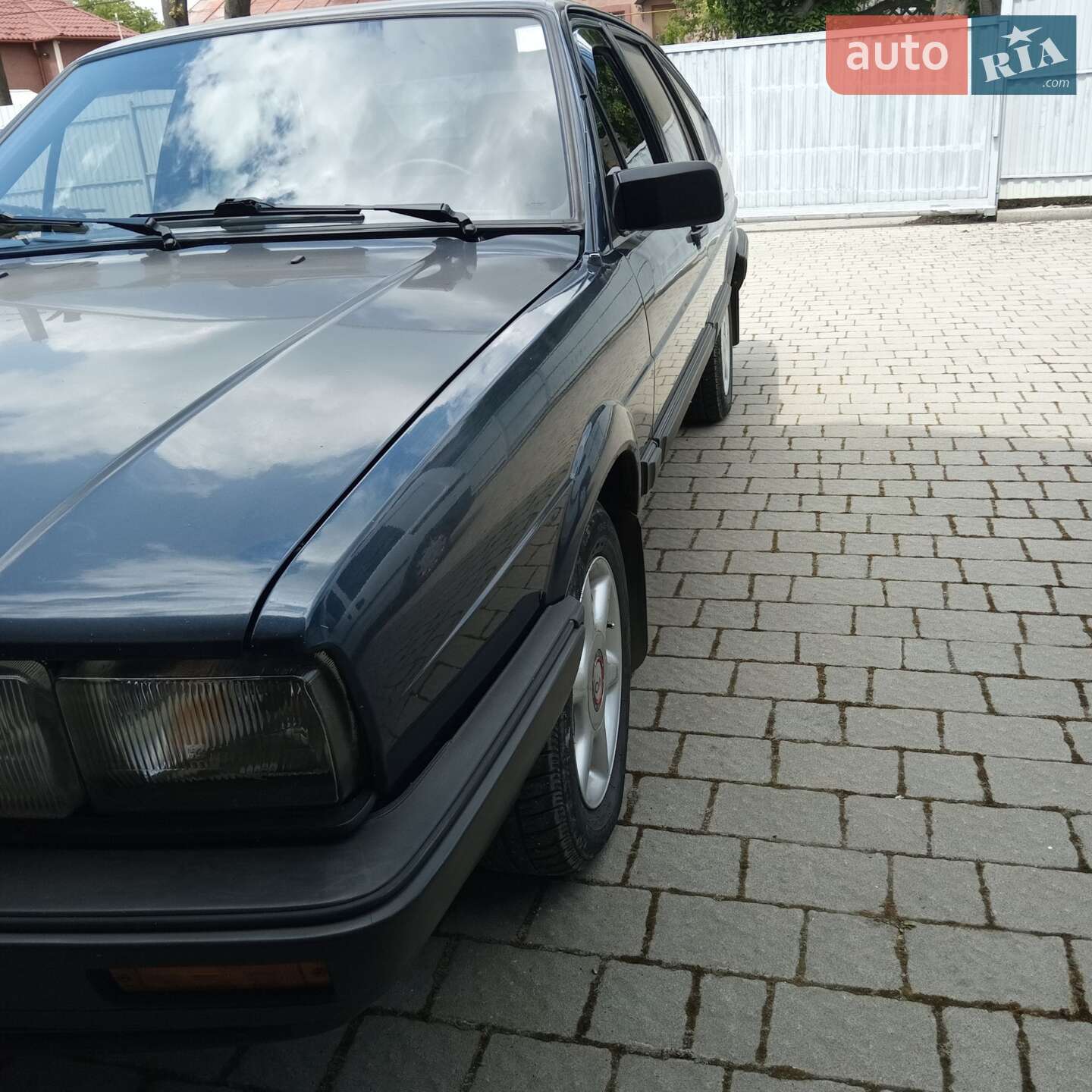 Volkswagen Passat 1987 VIN WVWZZZ32ZHE127323 фото оголошення 36 з 42