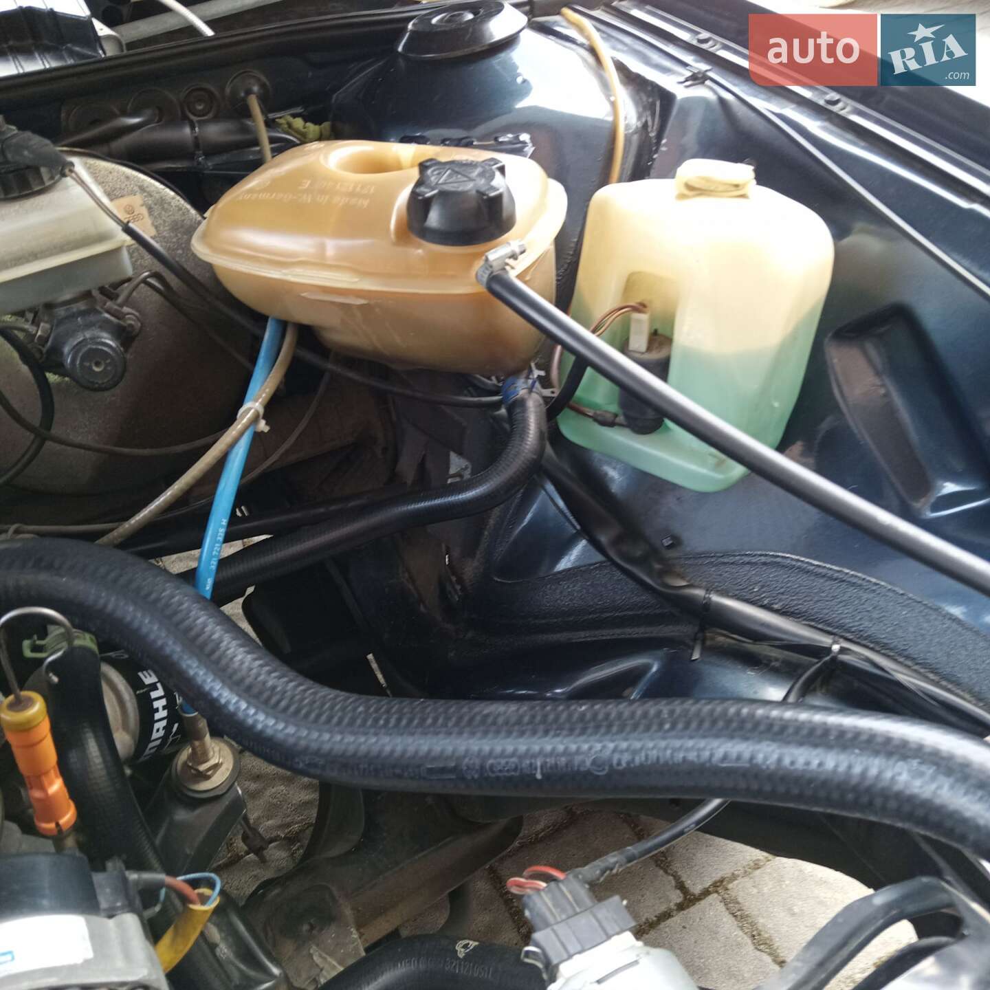 Volkswagen Passat 1987 VIN WVWZZZ32ZHE127323 фото оголошення 39 з 42