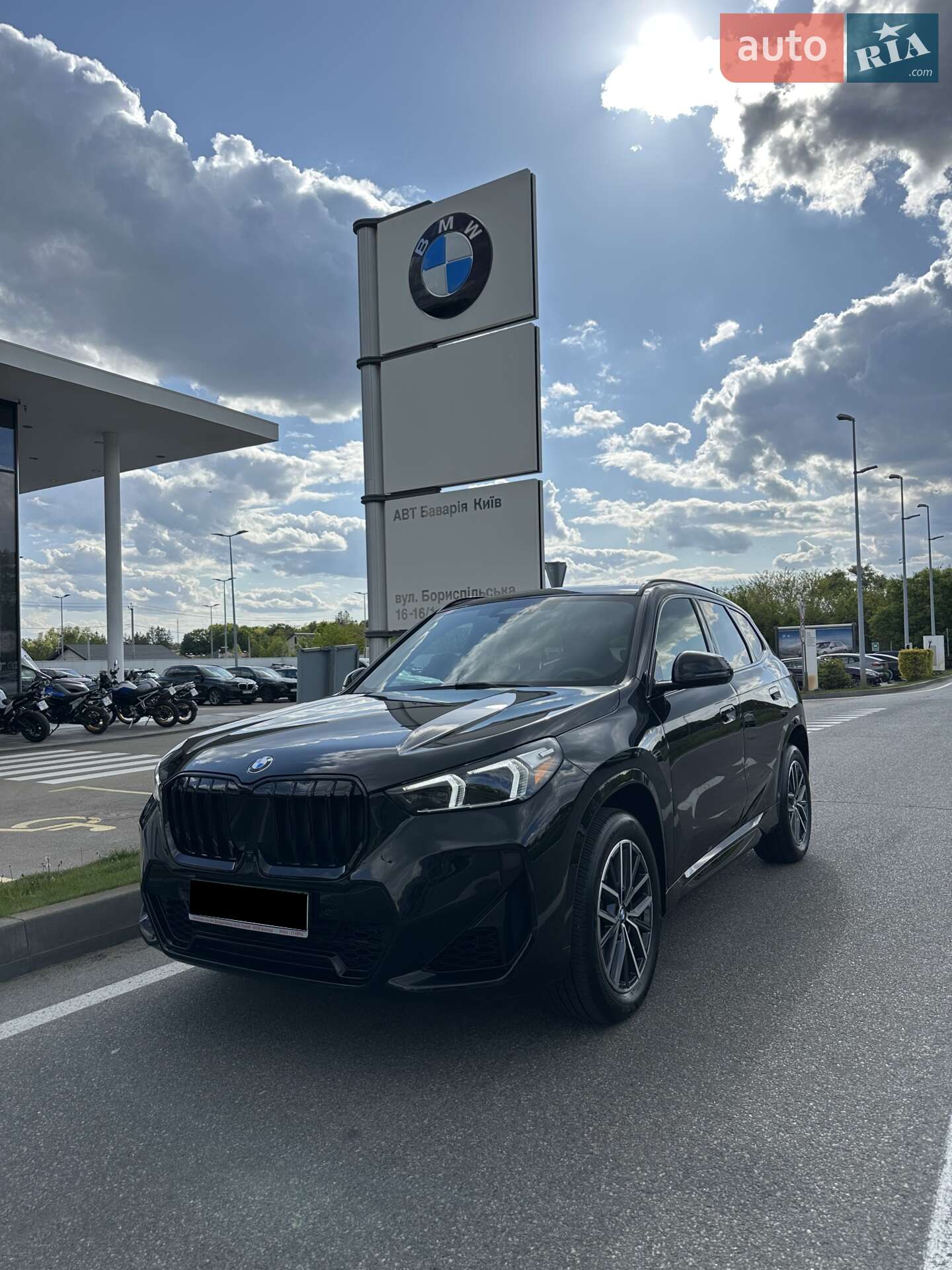 BMW X1 2023 VIN WBX73EF04P5X07323 фото оголошення 2 з 48
