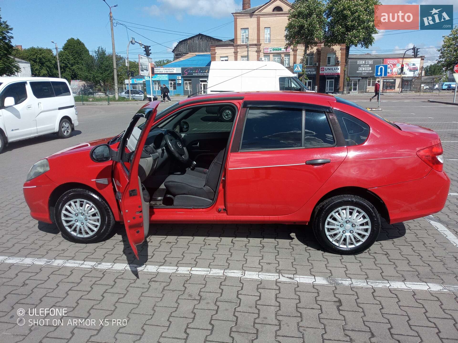 Renault Thalia 2012 VIN VF1LBN00547027610 фото оголошення 2 з 4