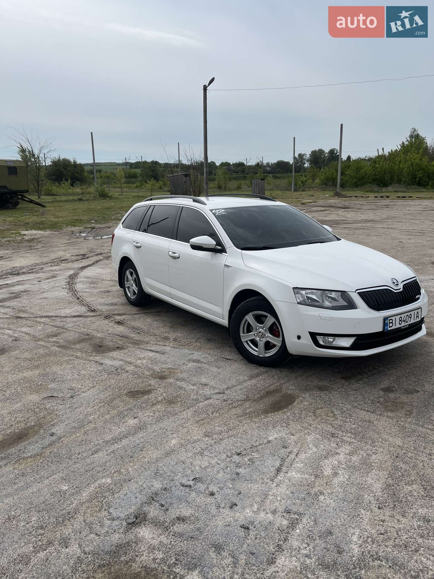 Skoda Octavia 2014 VIN TMBLG9NE3E0217597 фото оголошення 16 з 39