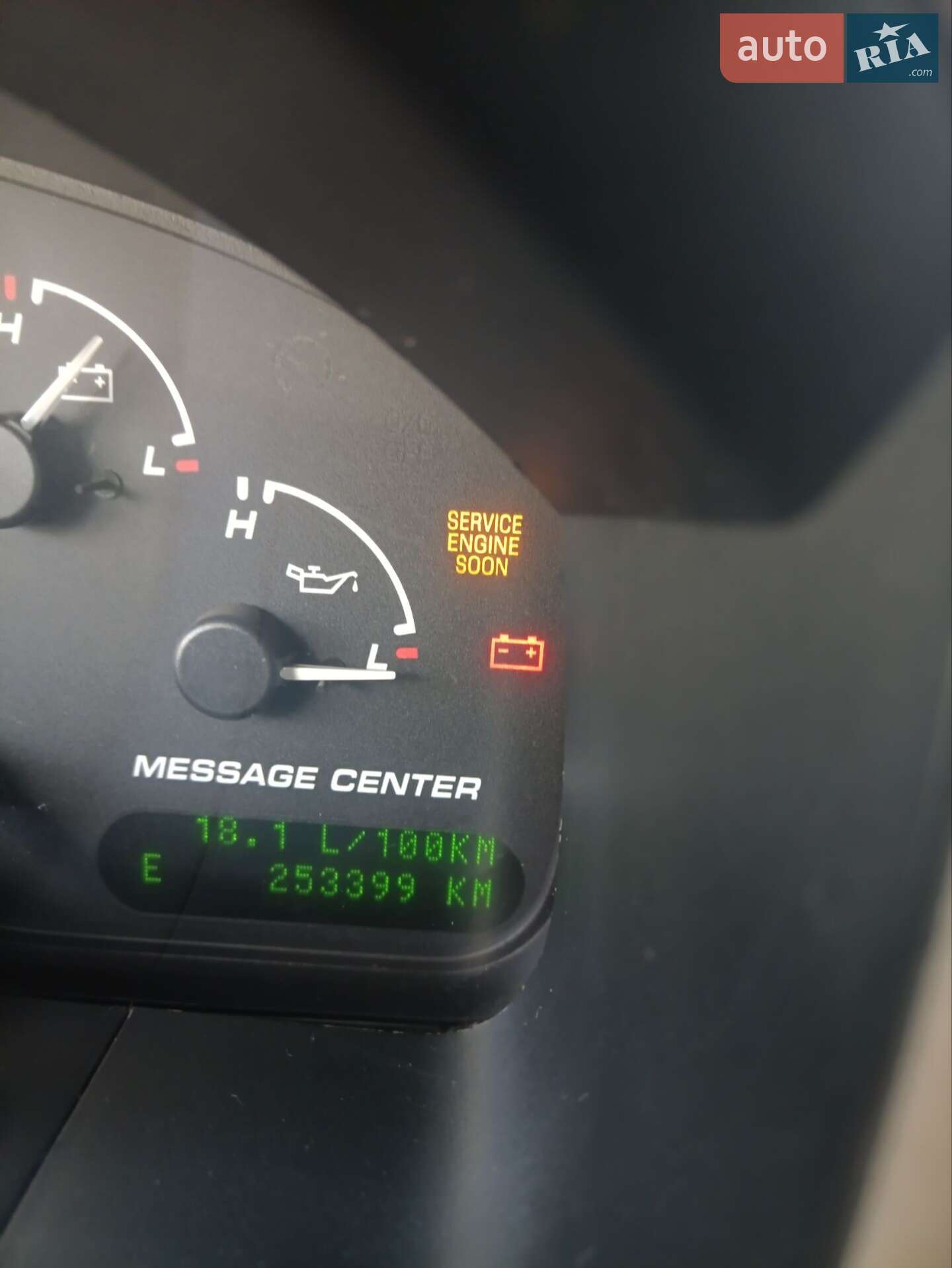 Ford Explorer 2002 VIN 1FMDU74W62ZB79992 фото оголошення 7 з 9
