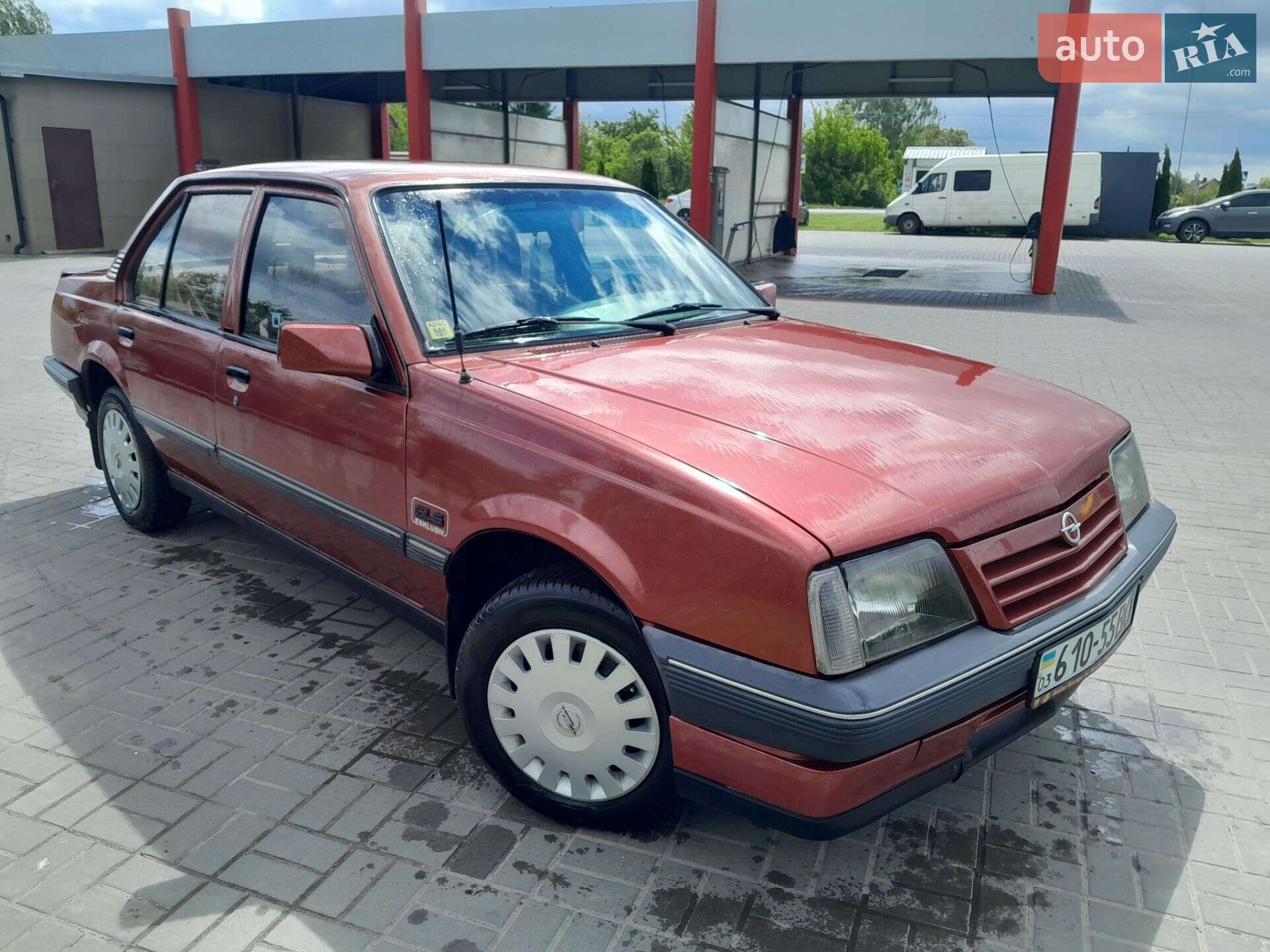 Opel Ascona 1987 VIN W0L000086H6078806 фото оголошення 2 з 30