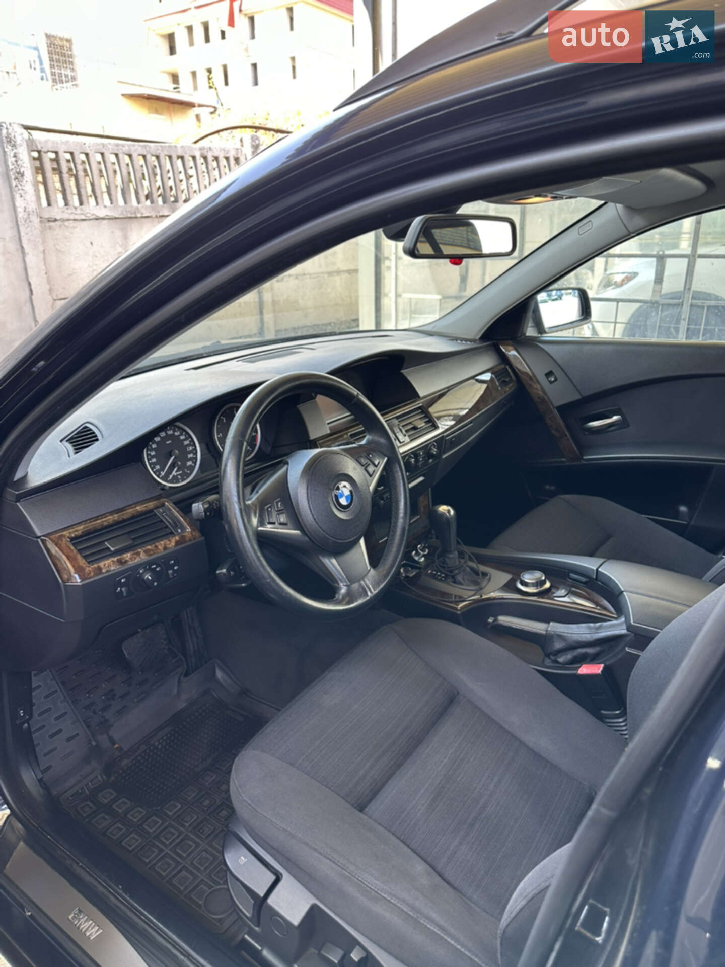 BMW 5 Series 2006 VIN WBANJ51050CV06157 фото оголошення 16 з 21