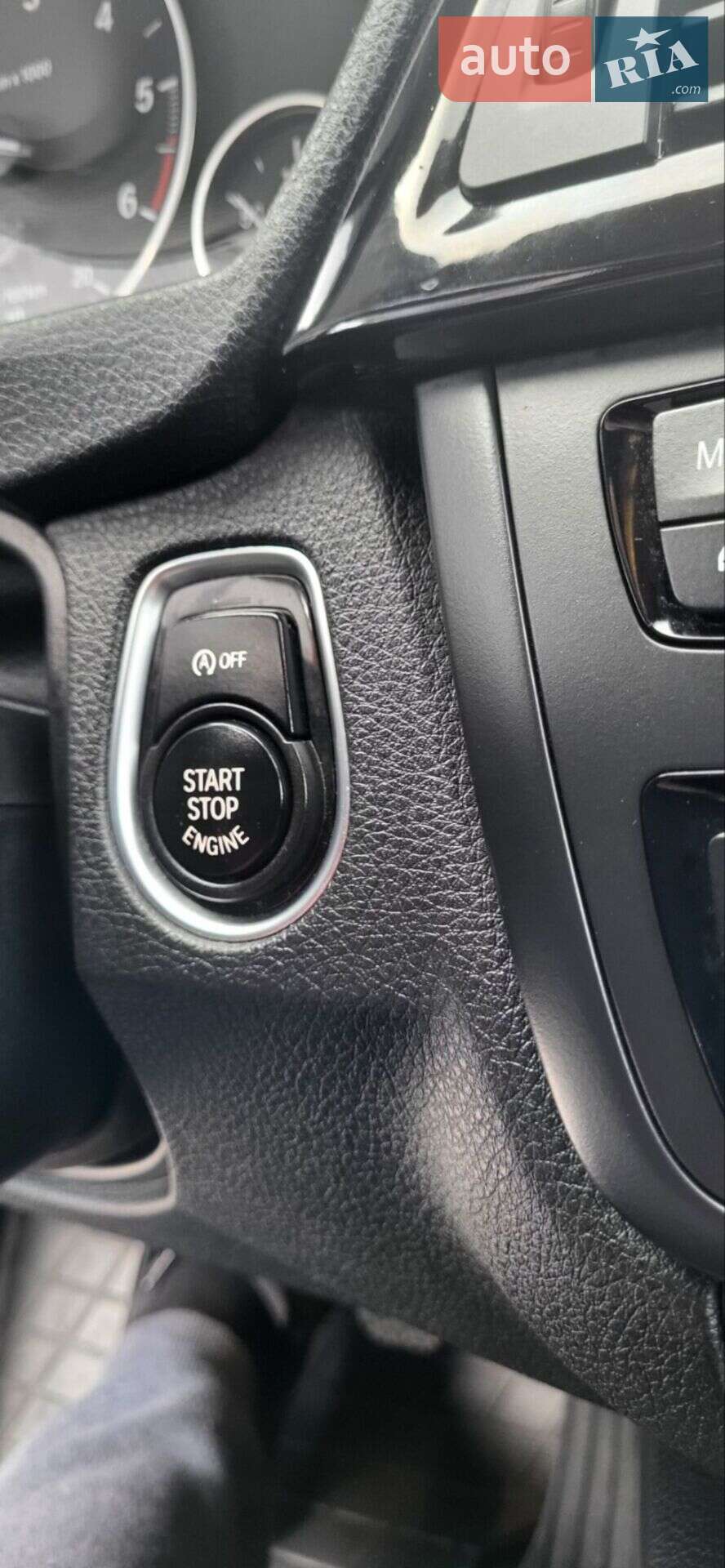 BMW 3 Series 2012 VIN WBA3K11080F818906 фото оголошення 26 з 47
