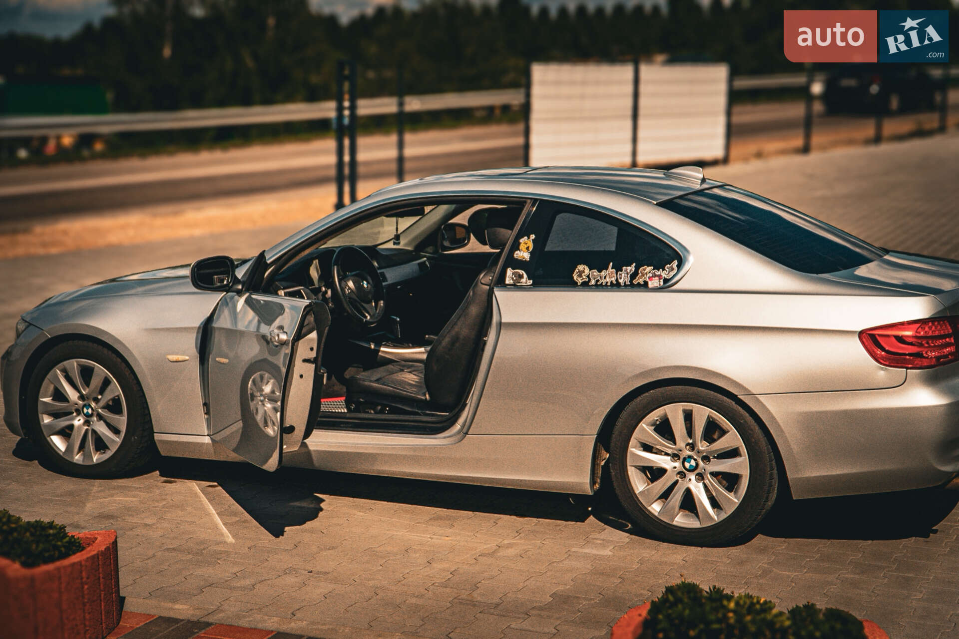 BMW 3 Series 2013 VIN WBAKE5C59DJ107754 фото оголошення 2 з 12