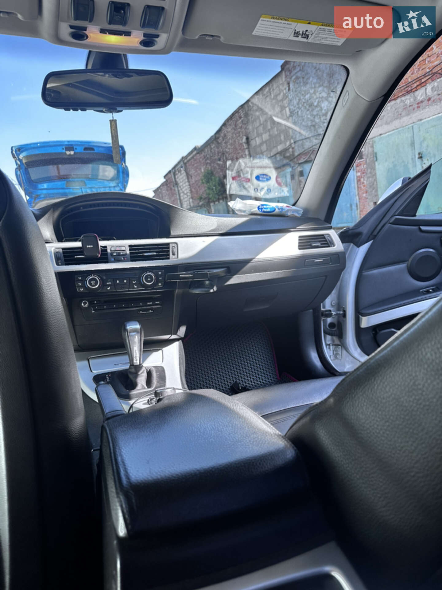 BMW 3 Series 2013 VIN WBAKE5C59DJ107754 фото оголошення 6 з 12