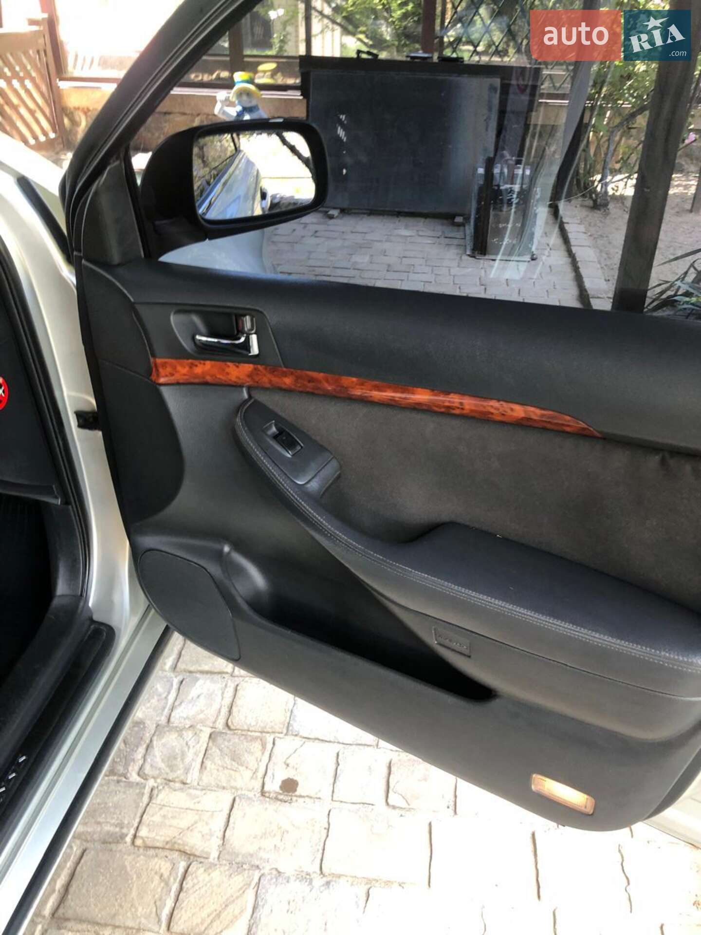 Toyota Avensis 2005 VIN SB1BR56L60E129168 фото оголошення 3 з 3