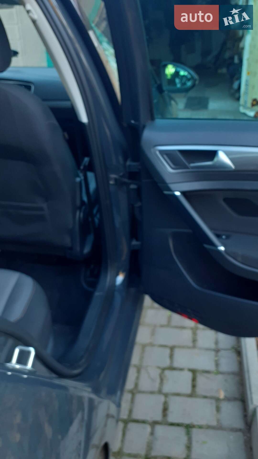 Volkswagen Golf 2016 VIN WVWZZZAUZHP554984 фото оголошення 8 з 22