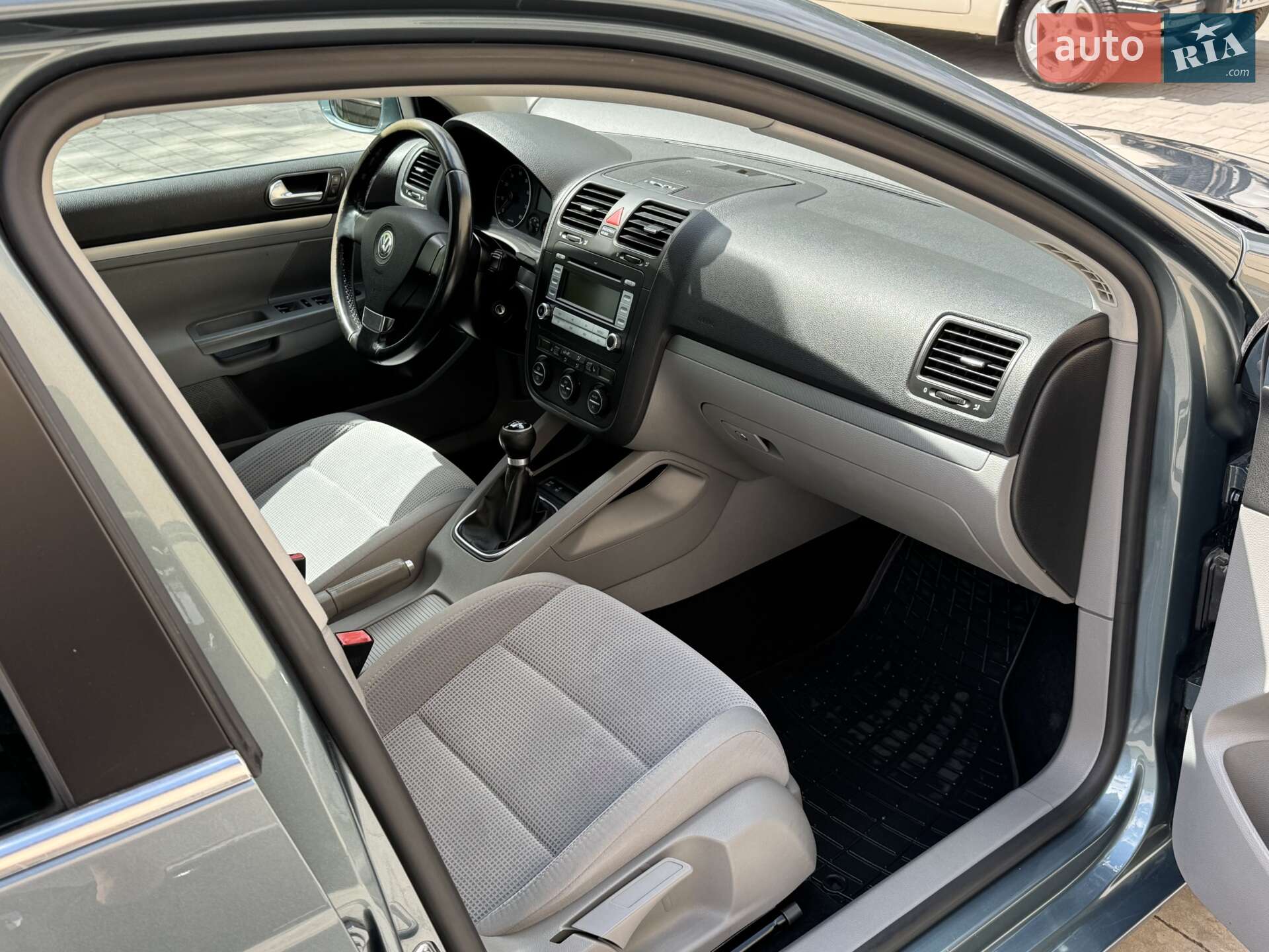 Volkswagen Golf 2008 VIN WVWZZZ1KZ8M360705 фото оголошення 9 з 18