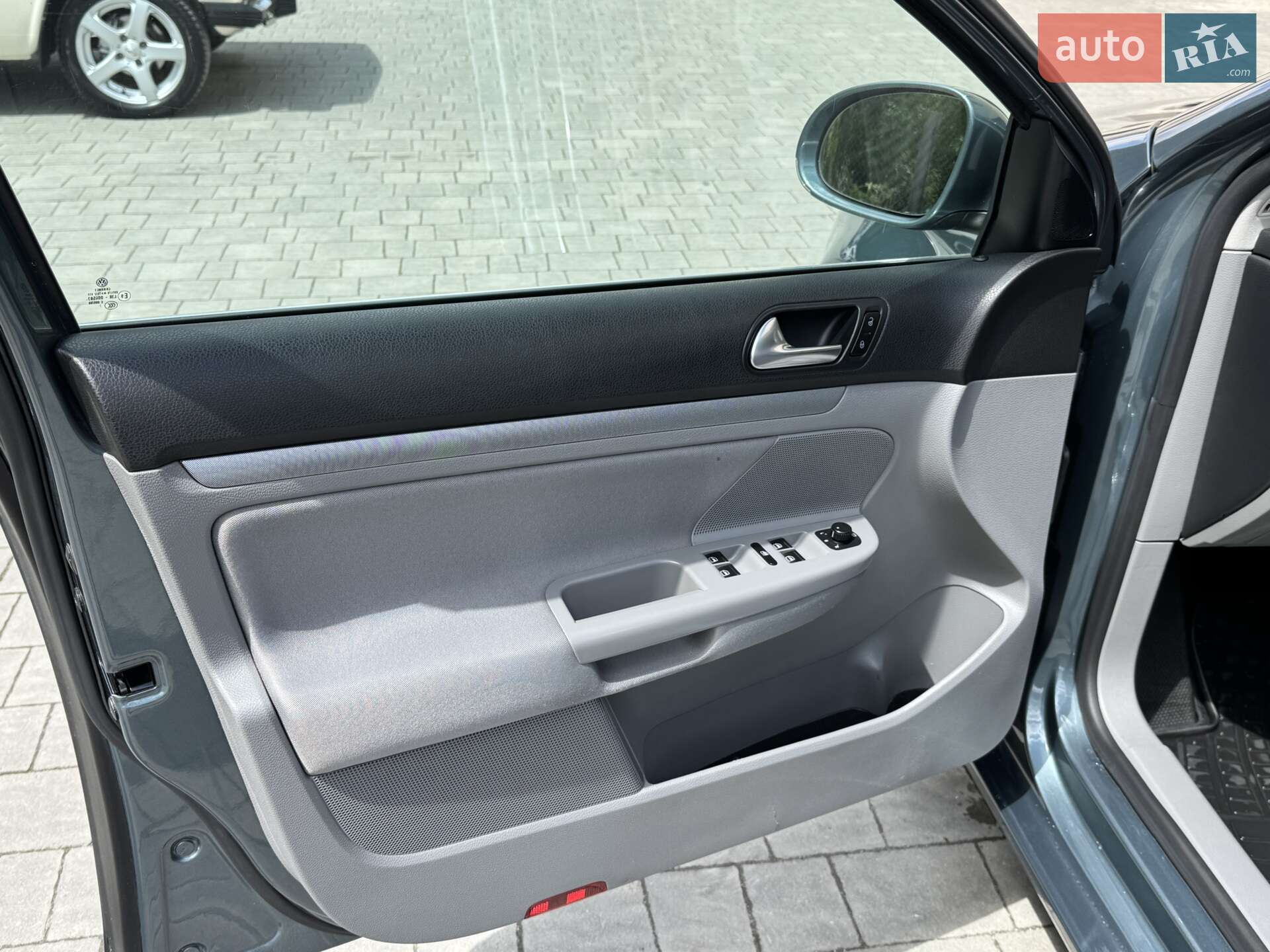 Volkswagen Golf 2008 VIN WVWZZZ1KZ8M360705 фото оголошення 8 з 18