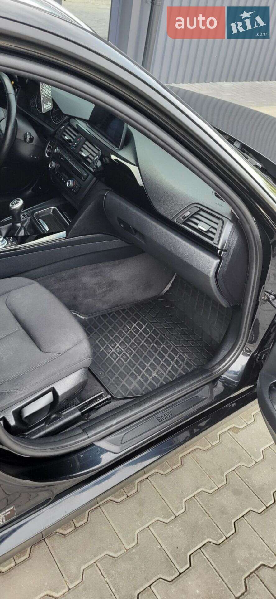 BMW 3 Series 2012 VIN WBA3K11080F818906 фото оголошення 5 з 47