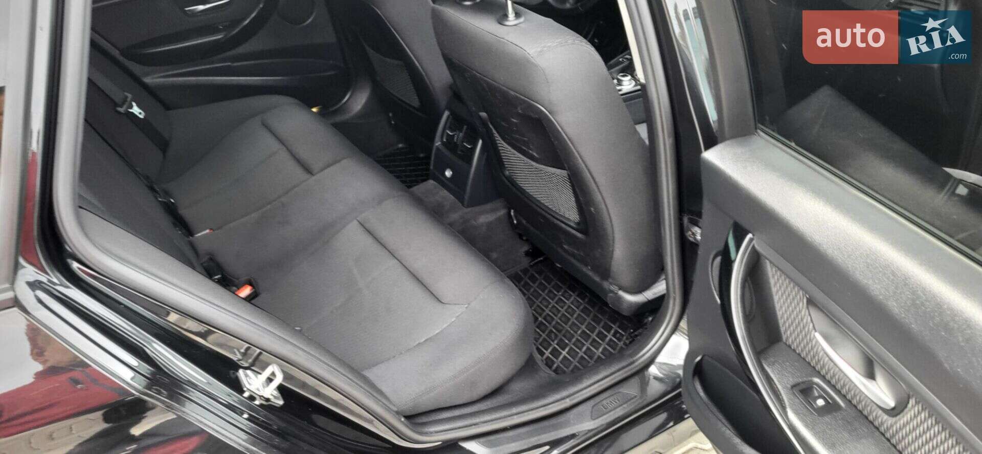 BMW 3 Series 2012 VIN WBA3K11080F818906 фото оголошення 6 з 47