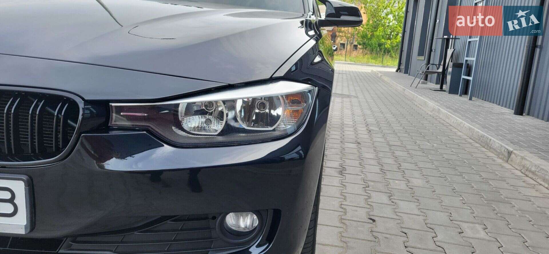 BMW 3 Series 2012 VIN WBA3K11080F818906 фото оголошення 23 з 47
